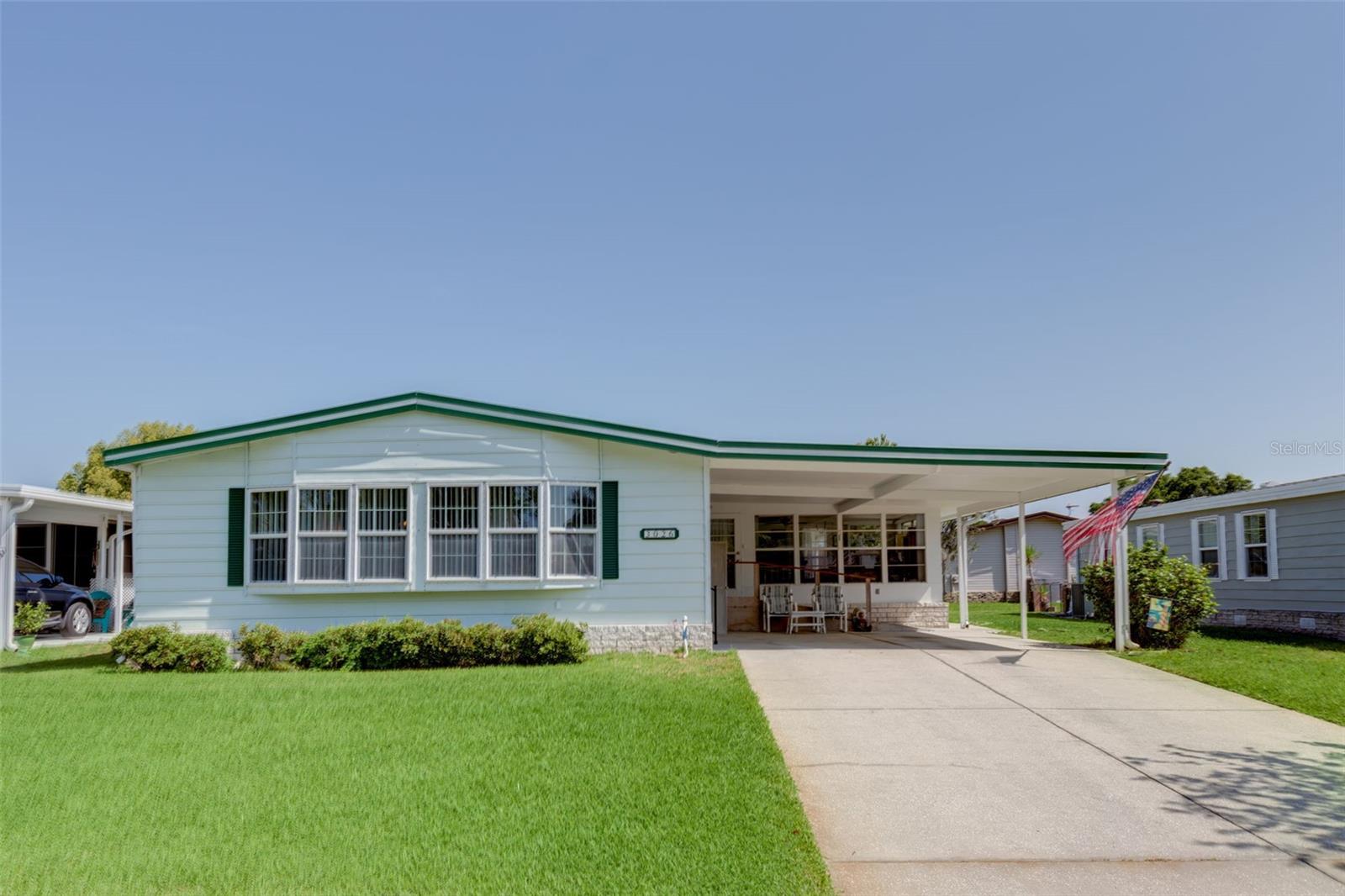 Listing Details for 3026 Myakka River Road, TAVARES, FL 32778