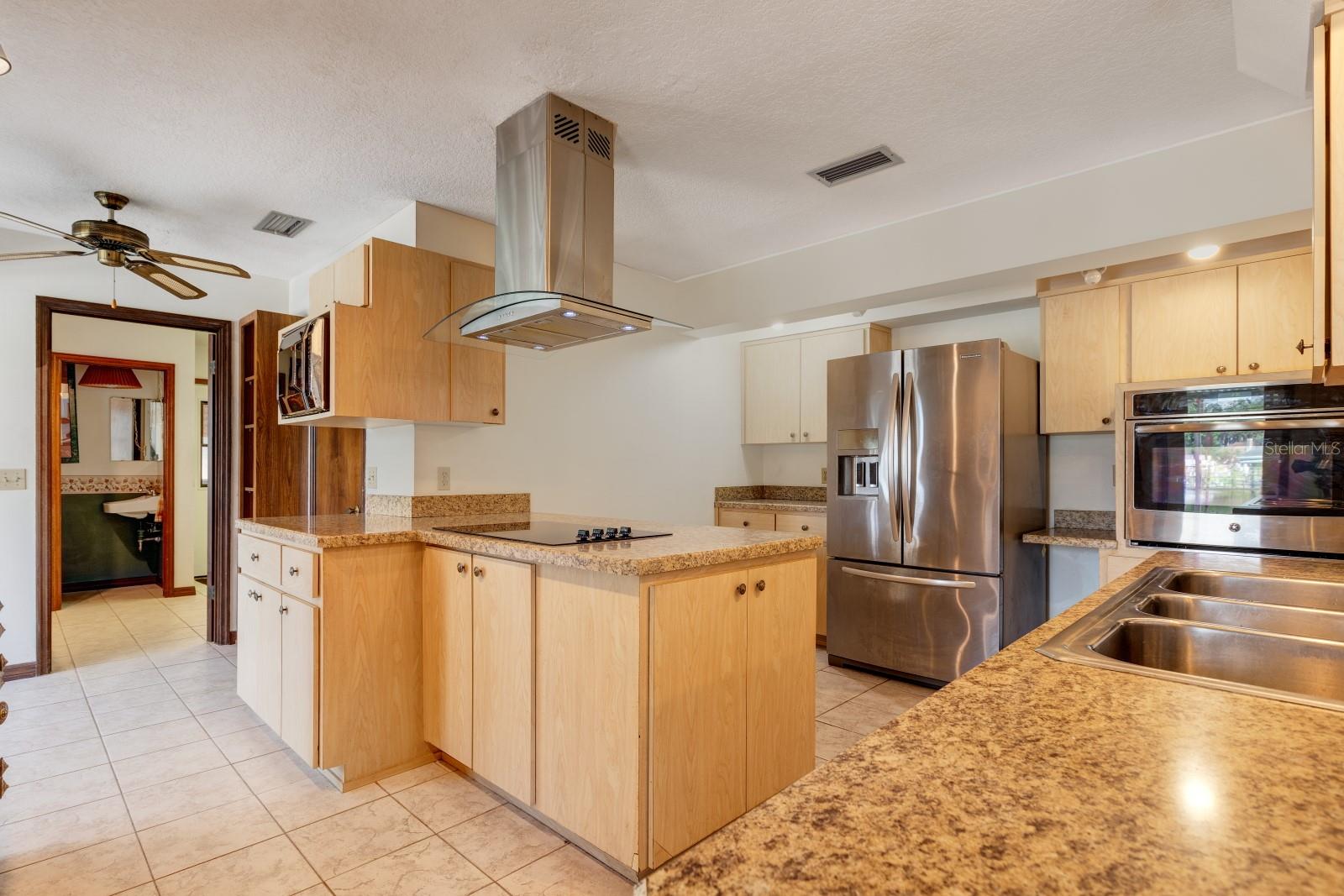 Image 12 of 68 For 5339 Kings Court