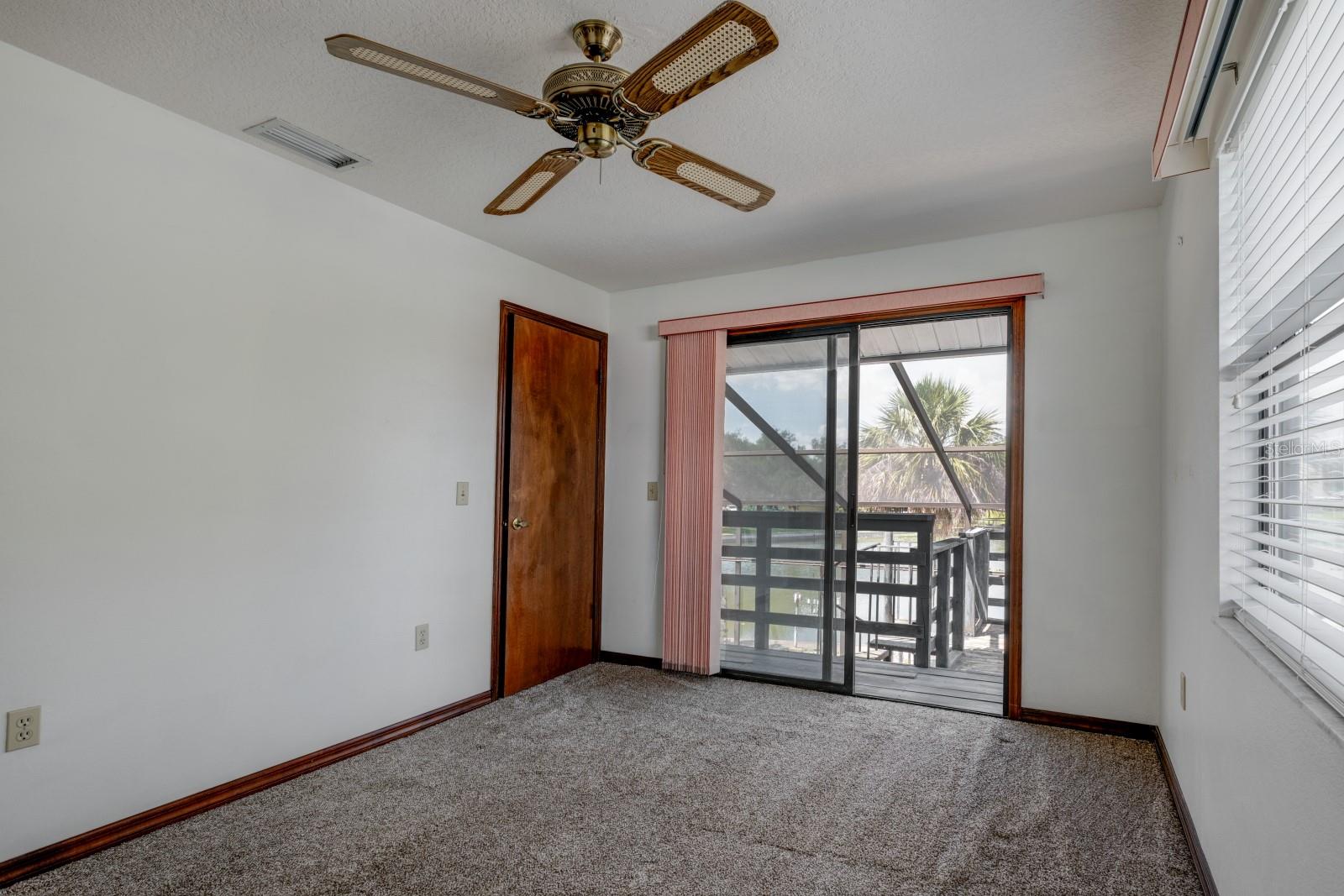 Image 21 of 68 For 5339 Kings Court