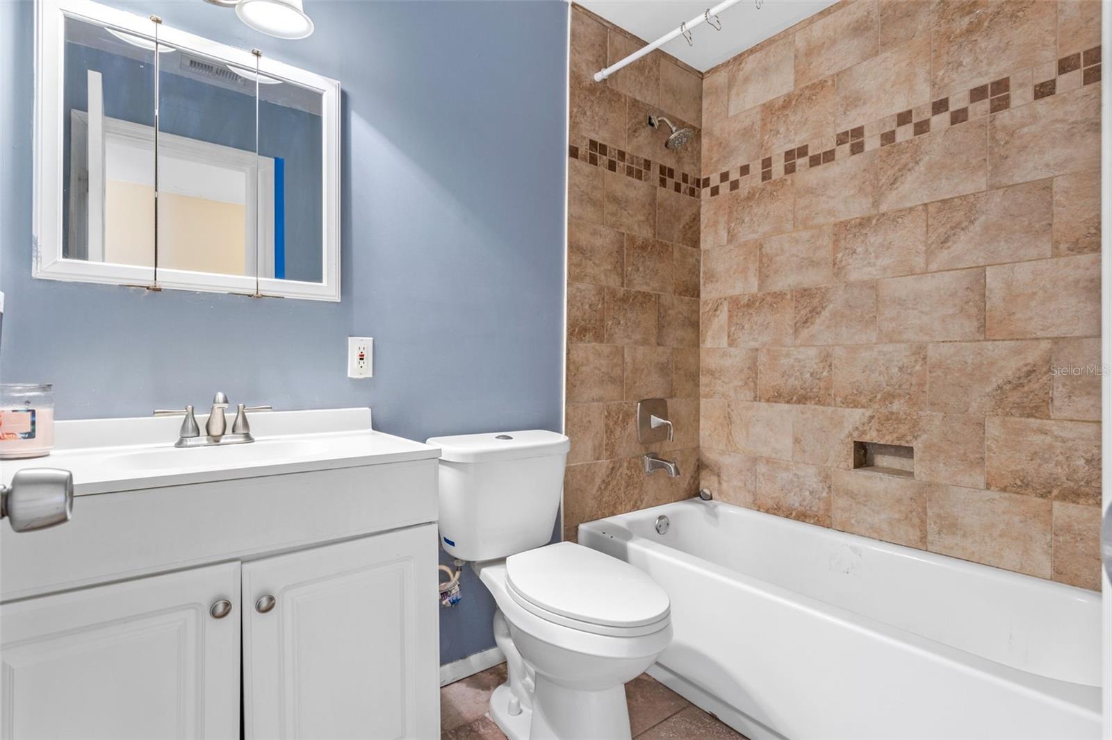 Image 14 of 21 For 6808 Fern Circle