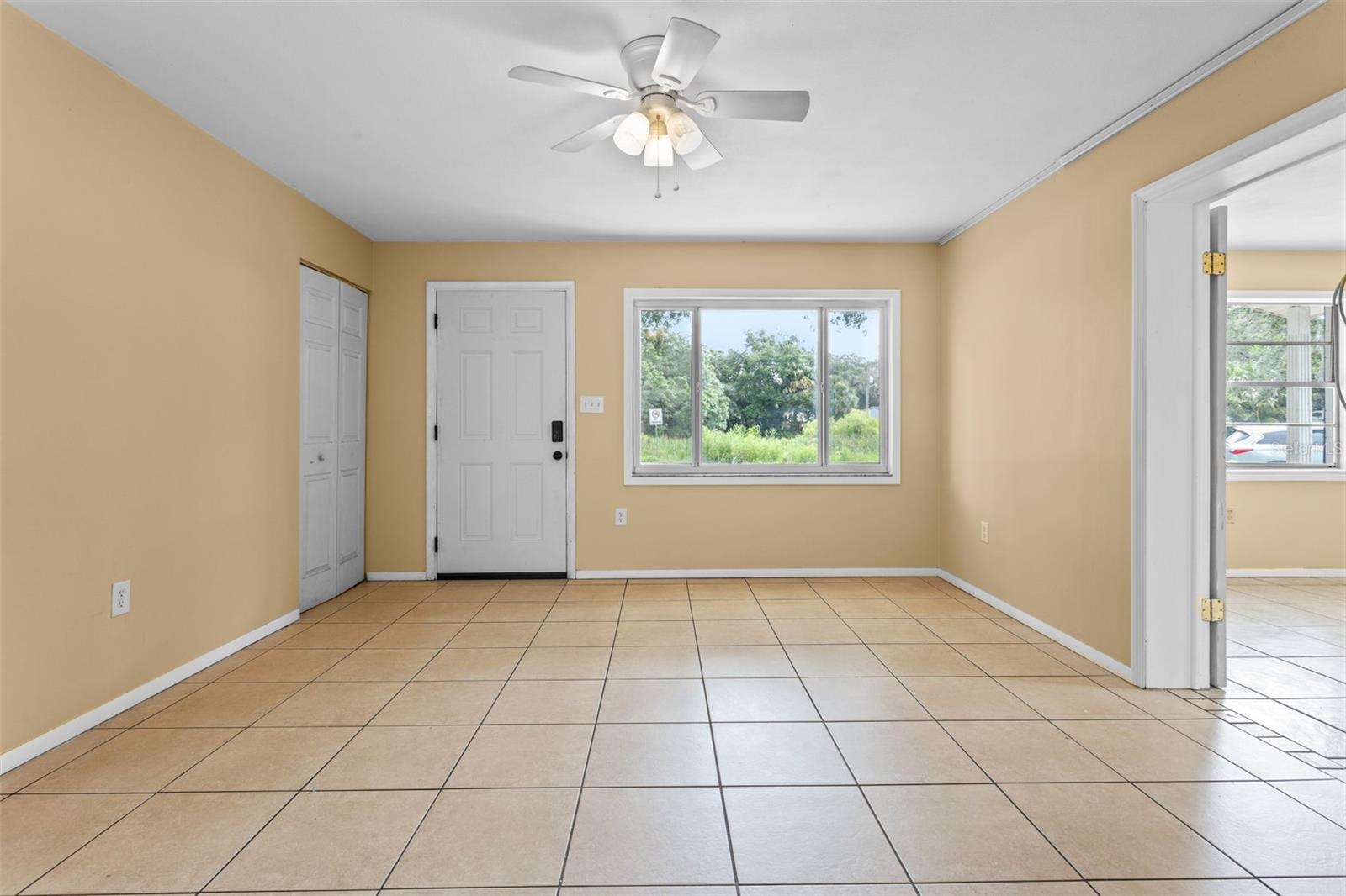 Image 3 of 21 For 6808 Fern Circle