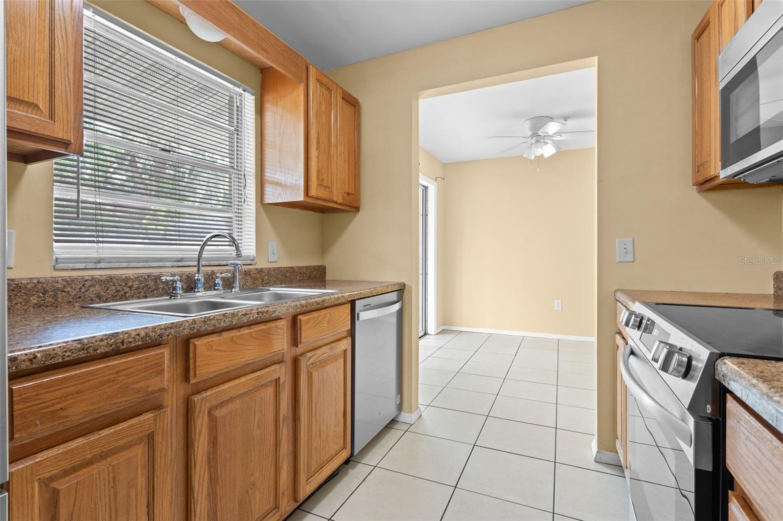 Image 6 of 21 For 6808 Fern Circle
