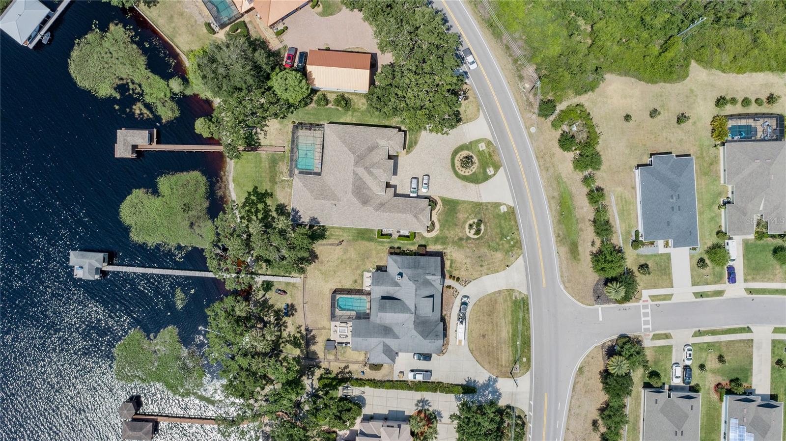 Image 26 of 63 For 16211 Oak Breeze Court