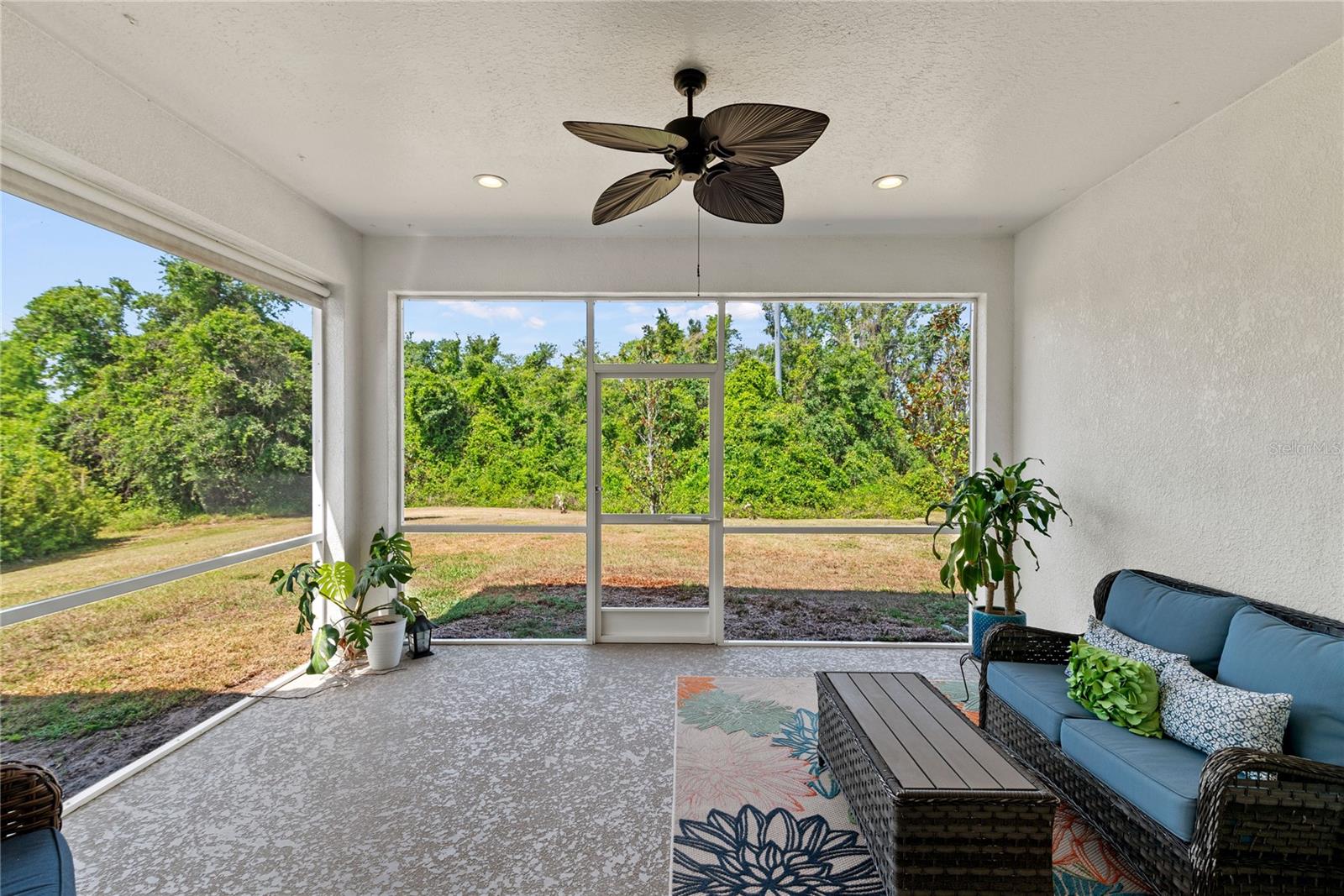 Image 34 of 63 For 16211 Oak Breeze Court