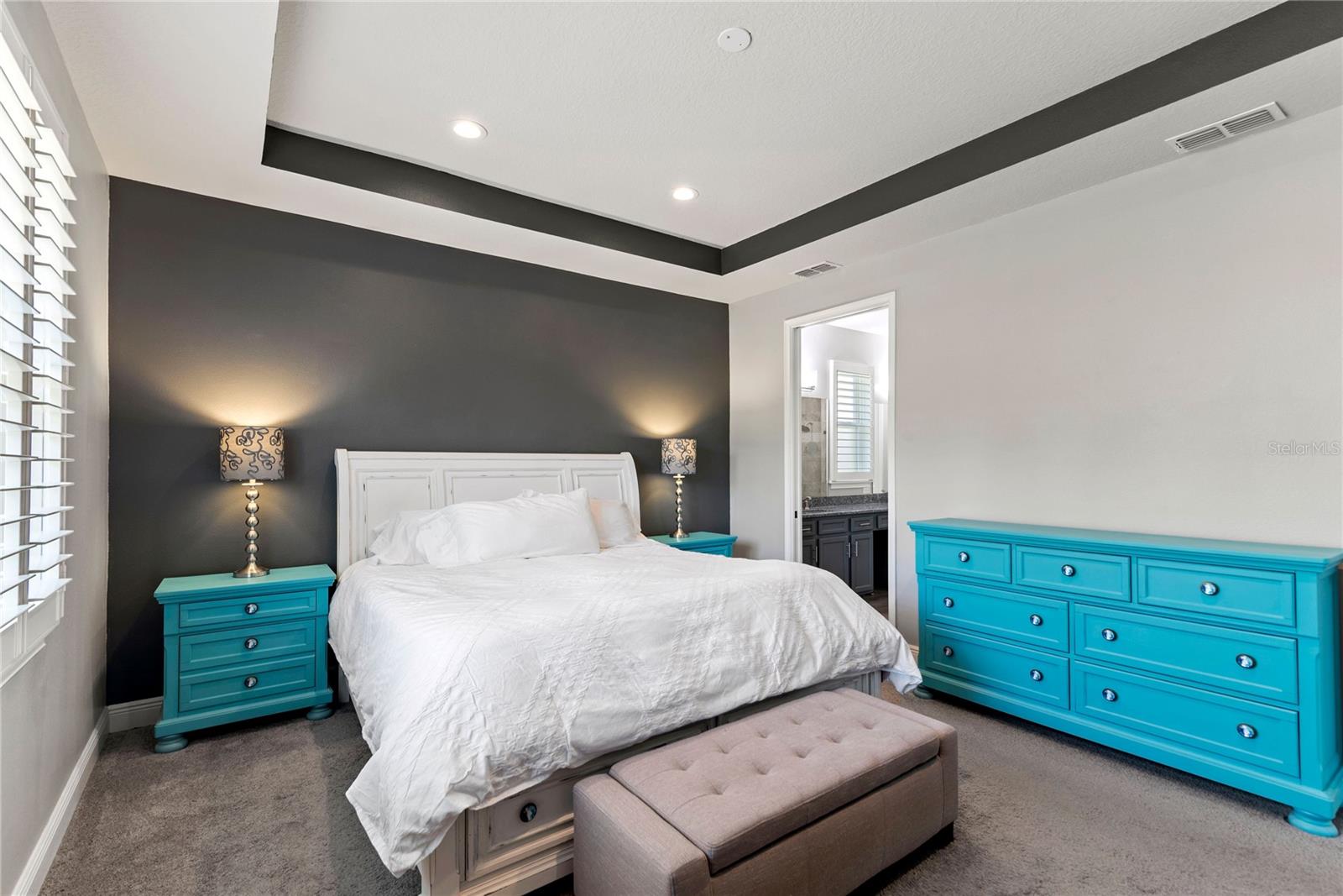 Image 36 of 63 For 16211 Oak Breeze Court