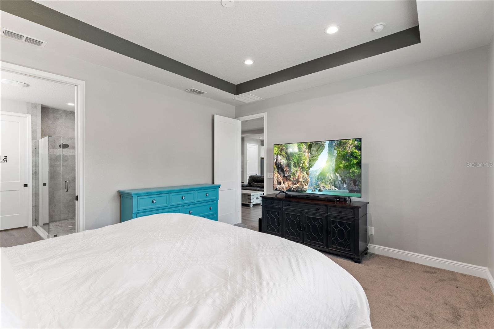 Image 38 of 63 For 16211 Oak Breeze Court