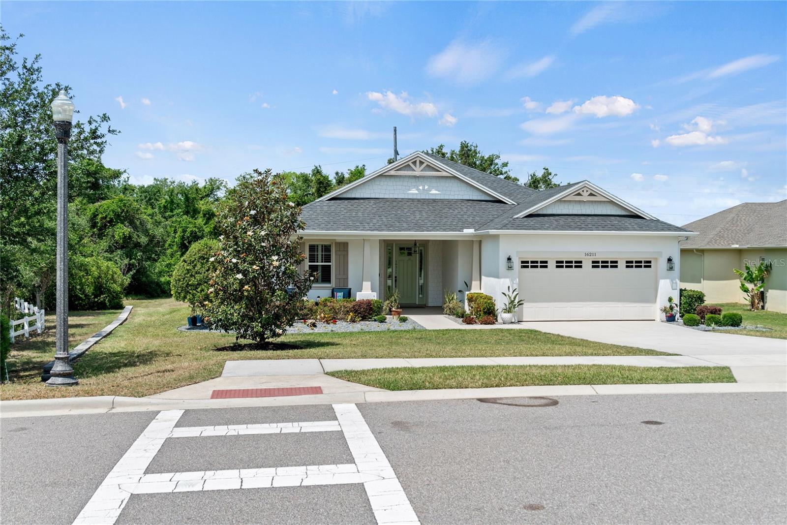 Image 42 of 63 For 16211 Oak Breeze Court
