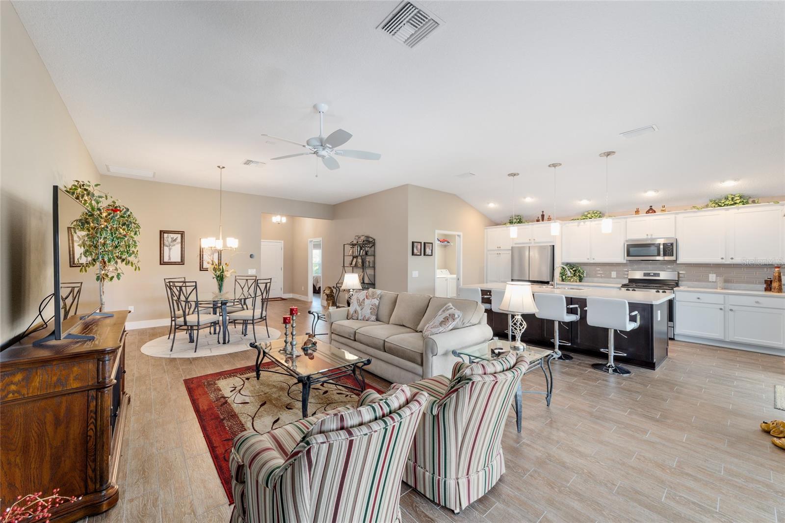 Image 13 of 66 For 560 Caputo Court