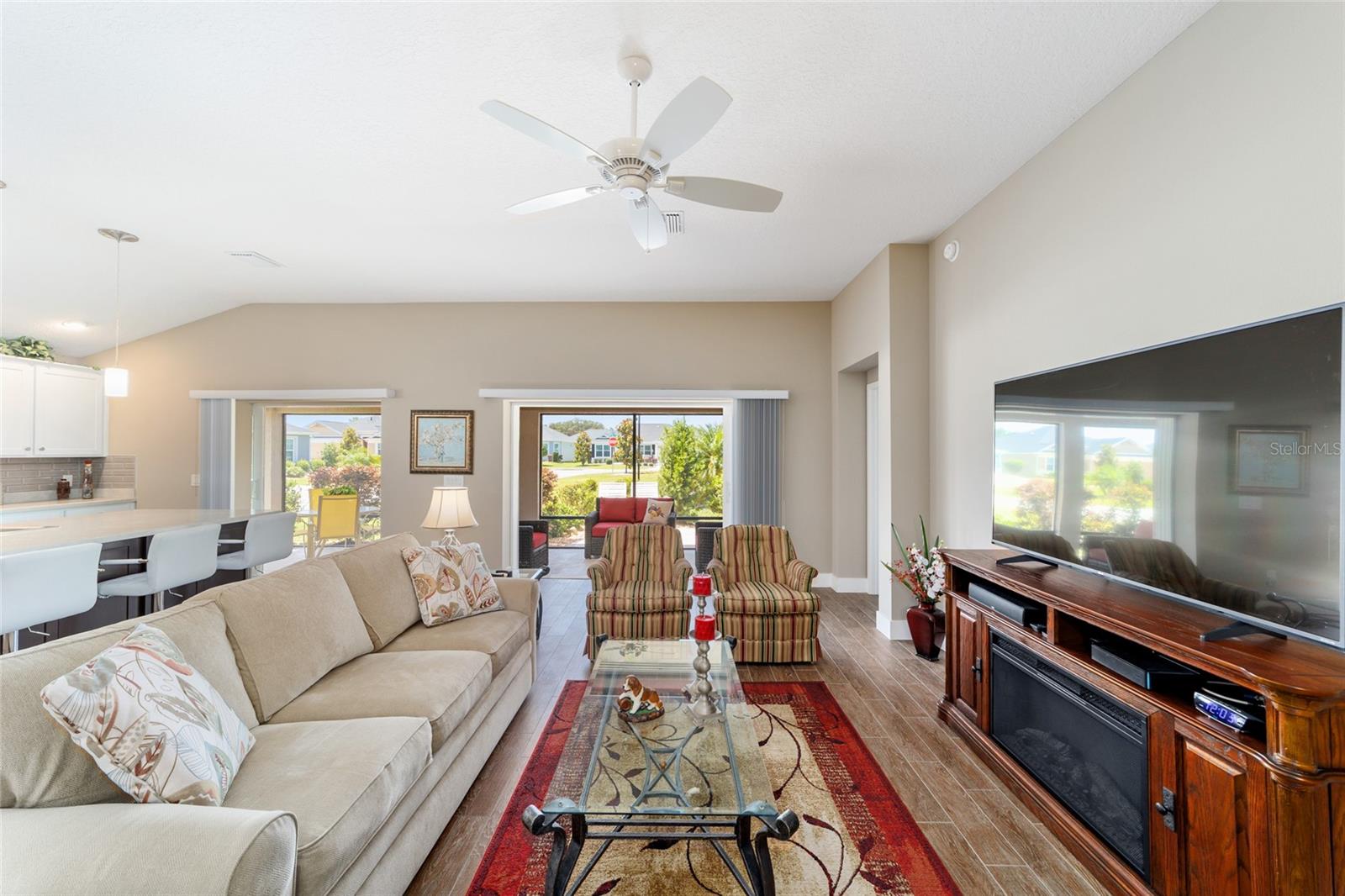 Image 22 of 66 For 560 Caputo Court