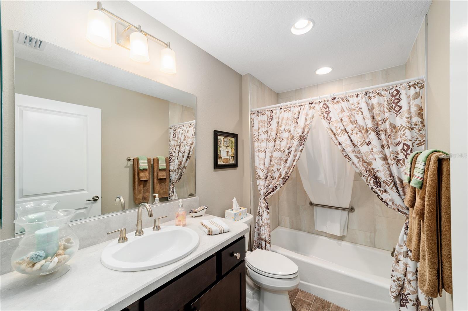 Image 36 of 66 For 560 Caputo Court