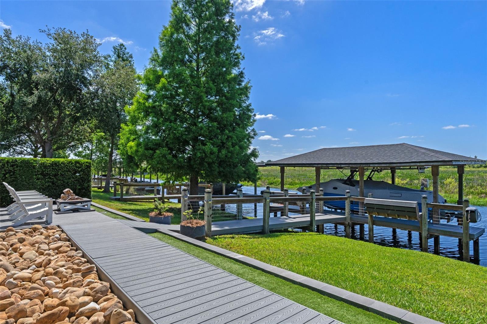 Image 3 of 66 For 722 Barefoot Bay Loop