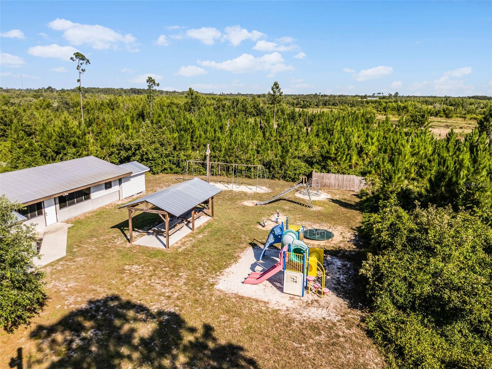 Image 30 of 33 For 42191 Cashew Street