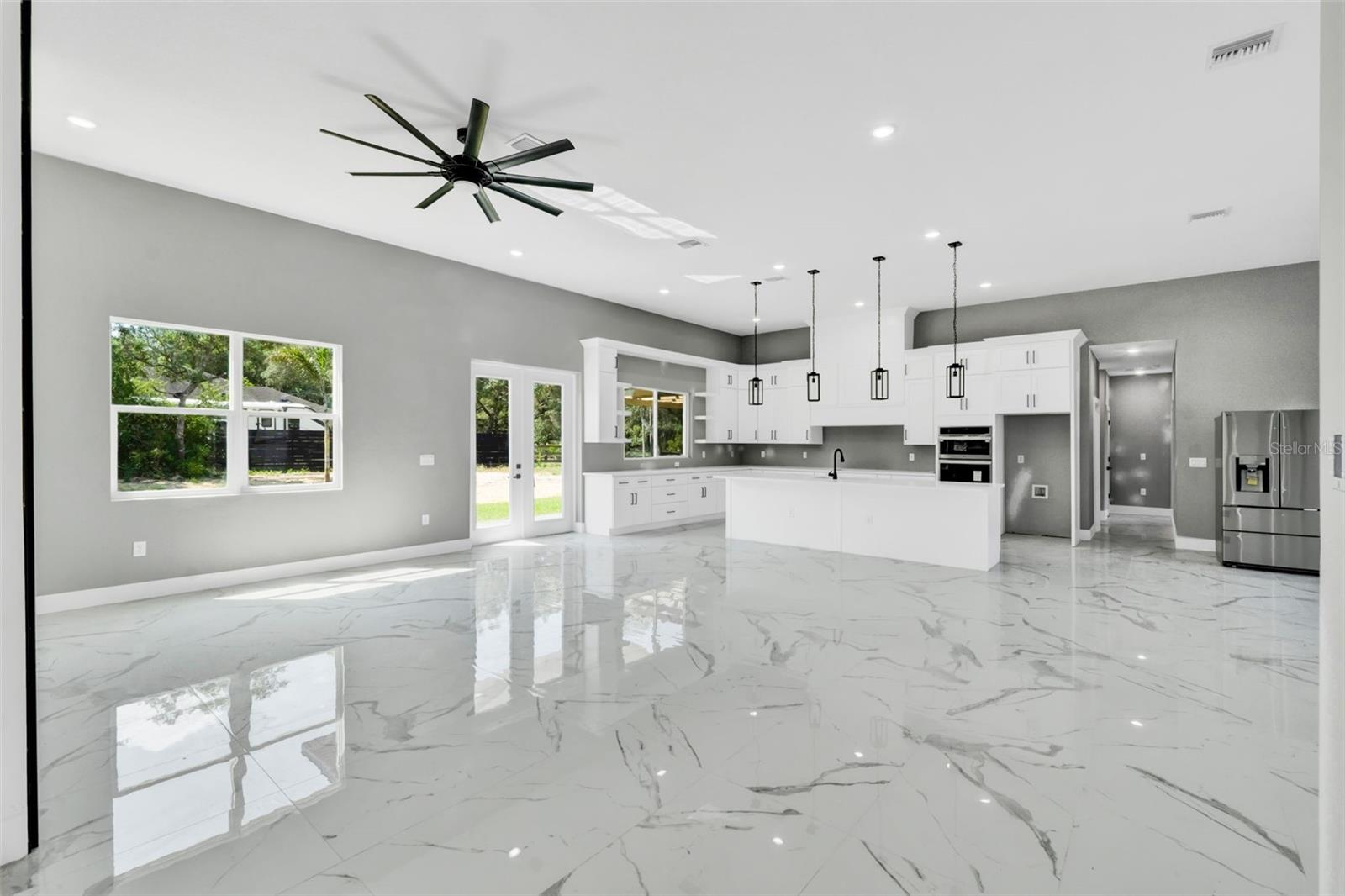 Image 4 of 33 For 42191 Cashew Street