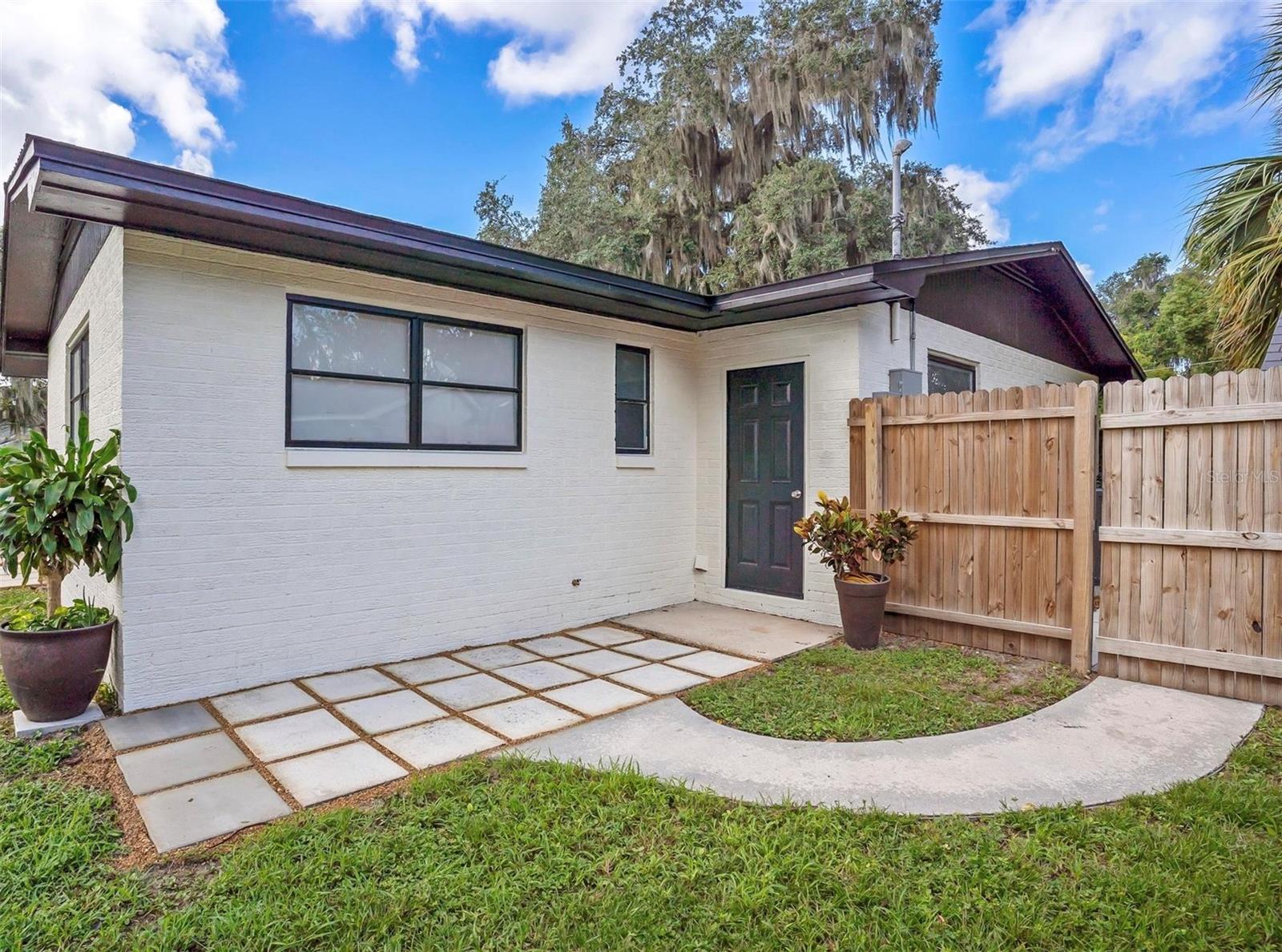 Image 32 of 38 For 1016 Cottonwood Street