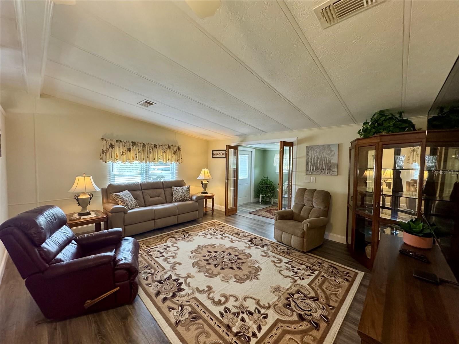 Image 7 of 29 For 178 Big Oak Lane