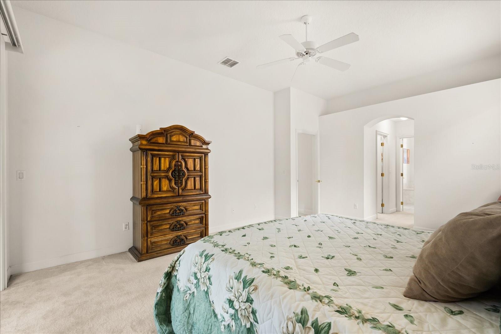 Image 13 of 52 For 2112 Saint Ives Court