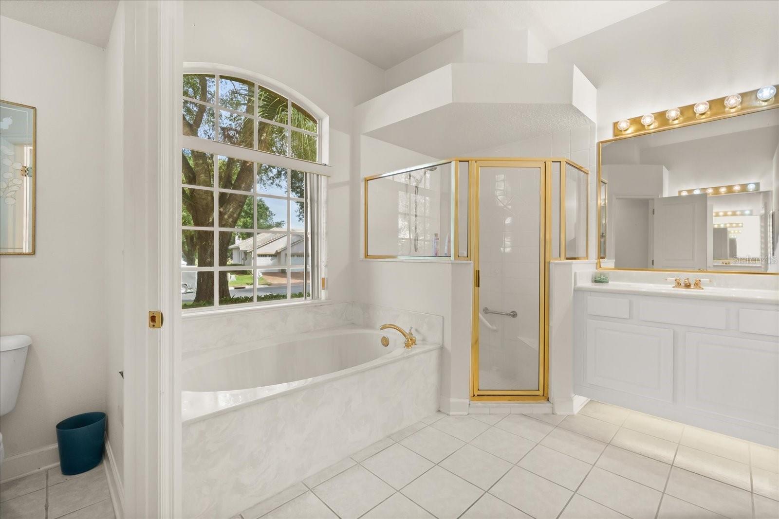 Image 15 of 52 For 2112 Saint Ives Court