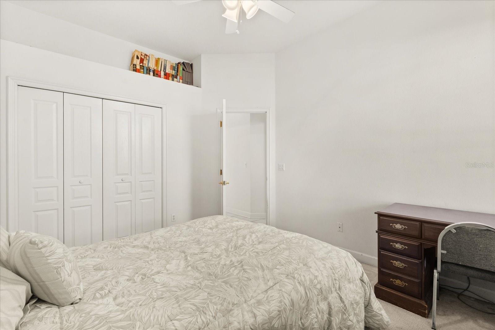 Image 17 of 52 For 2112 Saint Ives Court