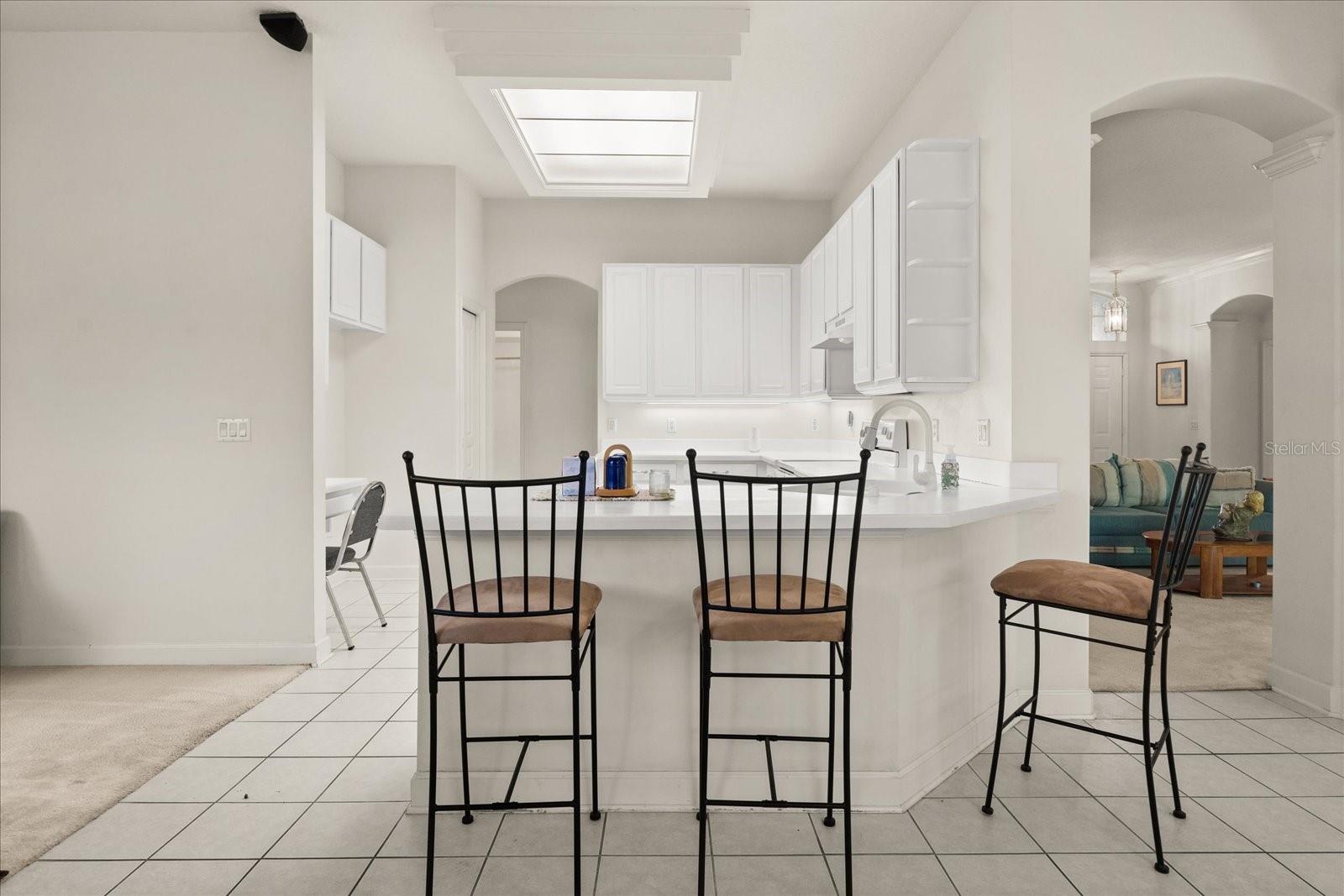Image 9 of 52 For 2112 Saint Ives Court
