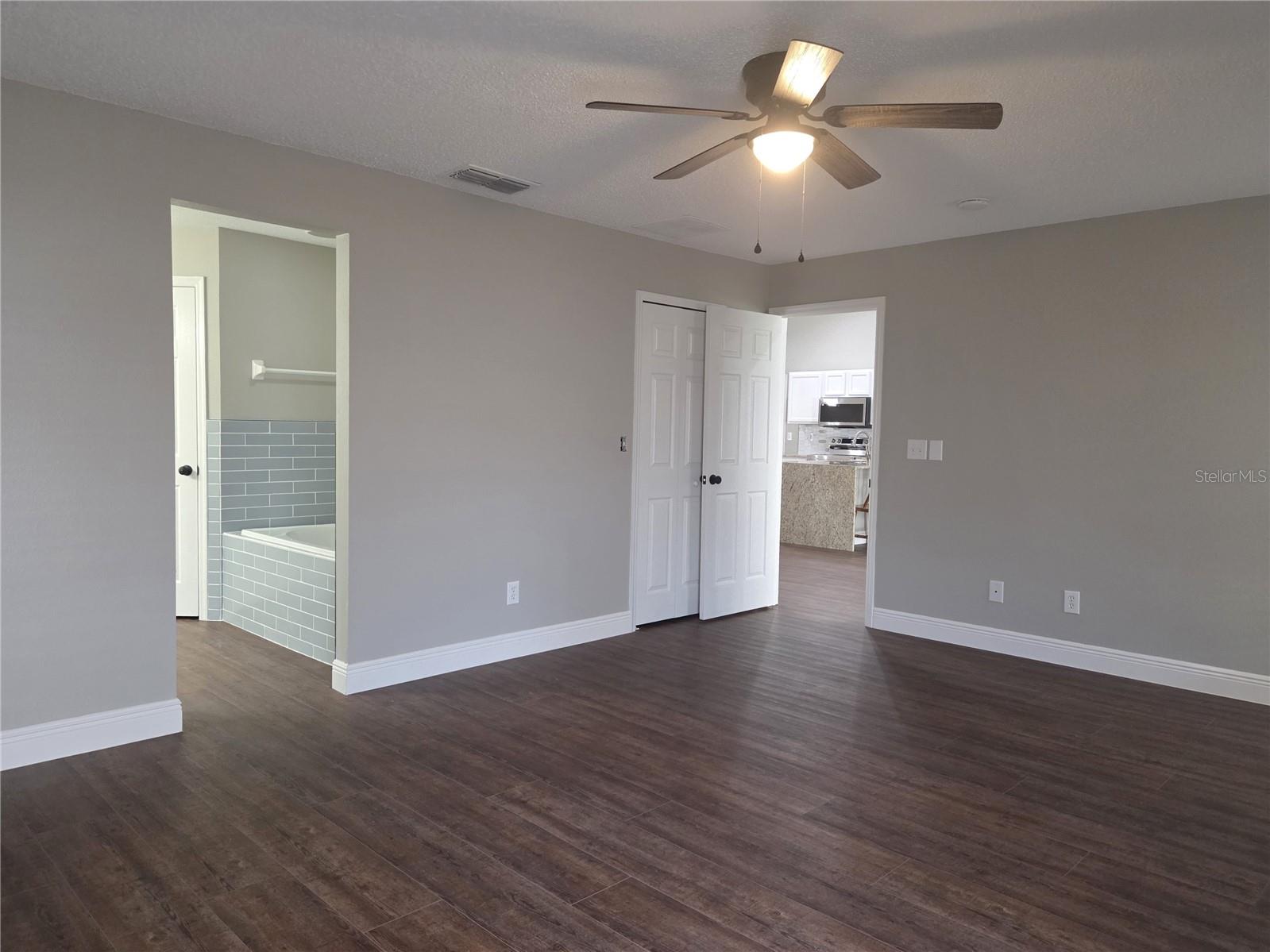 Image 11 of 38 For 8025 Cardinal Winds Lane