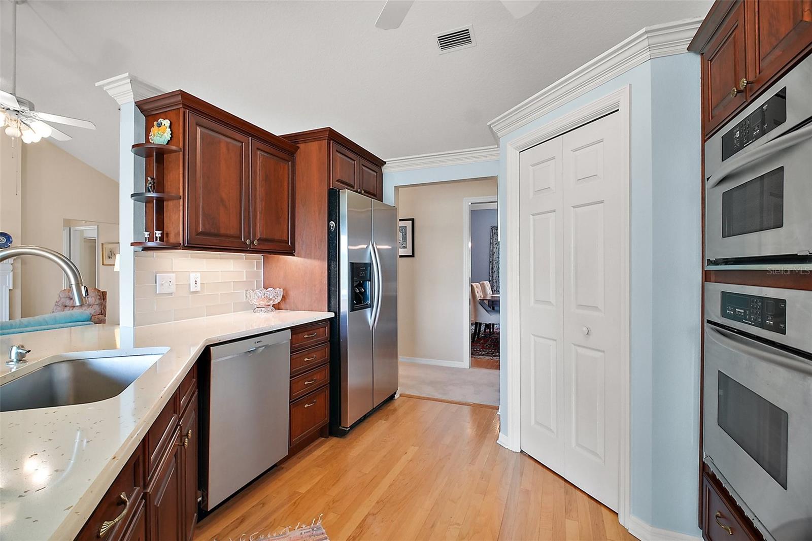 Image 13 of 59 For 809 Northside Drive