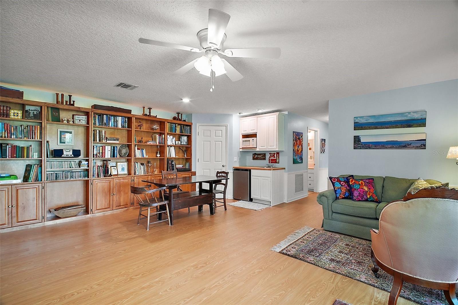 Image 33 of 59 For 809 Northside Drive