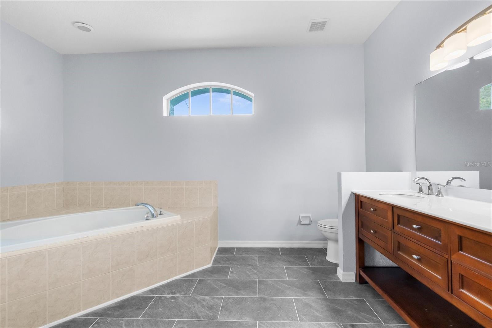 Image 17 of 40 For 11344 Gallinule Avenue