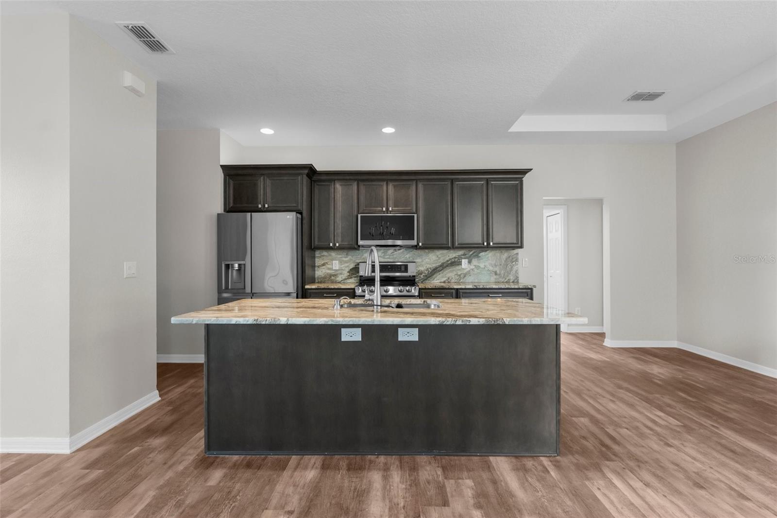 Image 8 of 40 For 11344 Gallinule Avenue