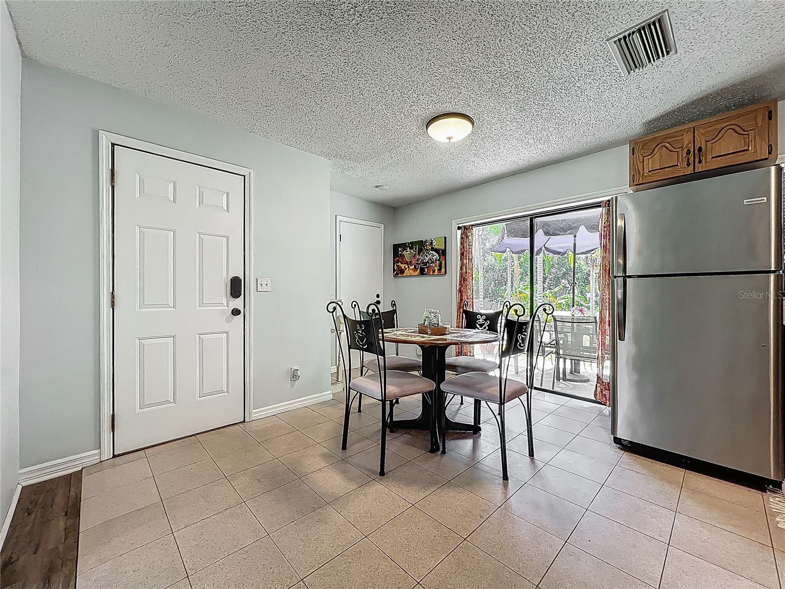 Image 16 of 70 For 11114 Lake Eustis Drive