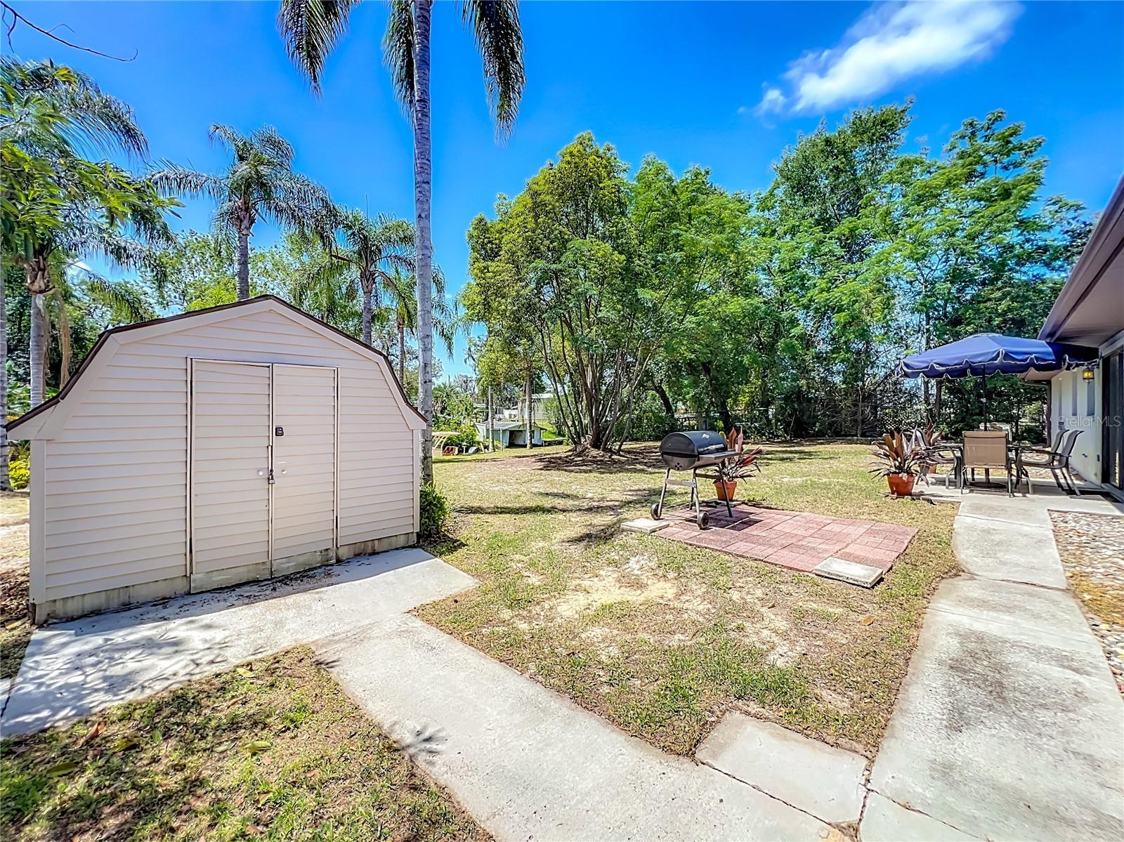 Image 41 of 70 For 11114 Lake Eustis Drive