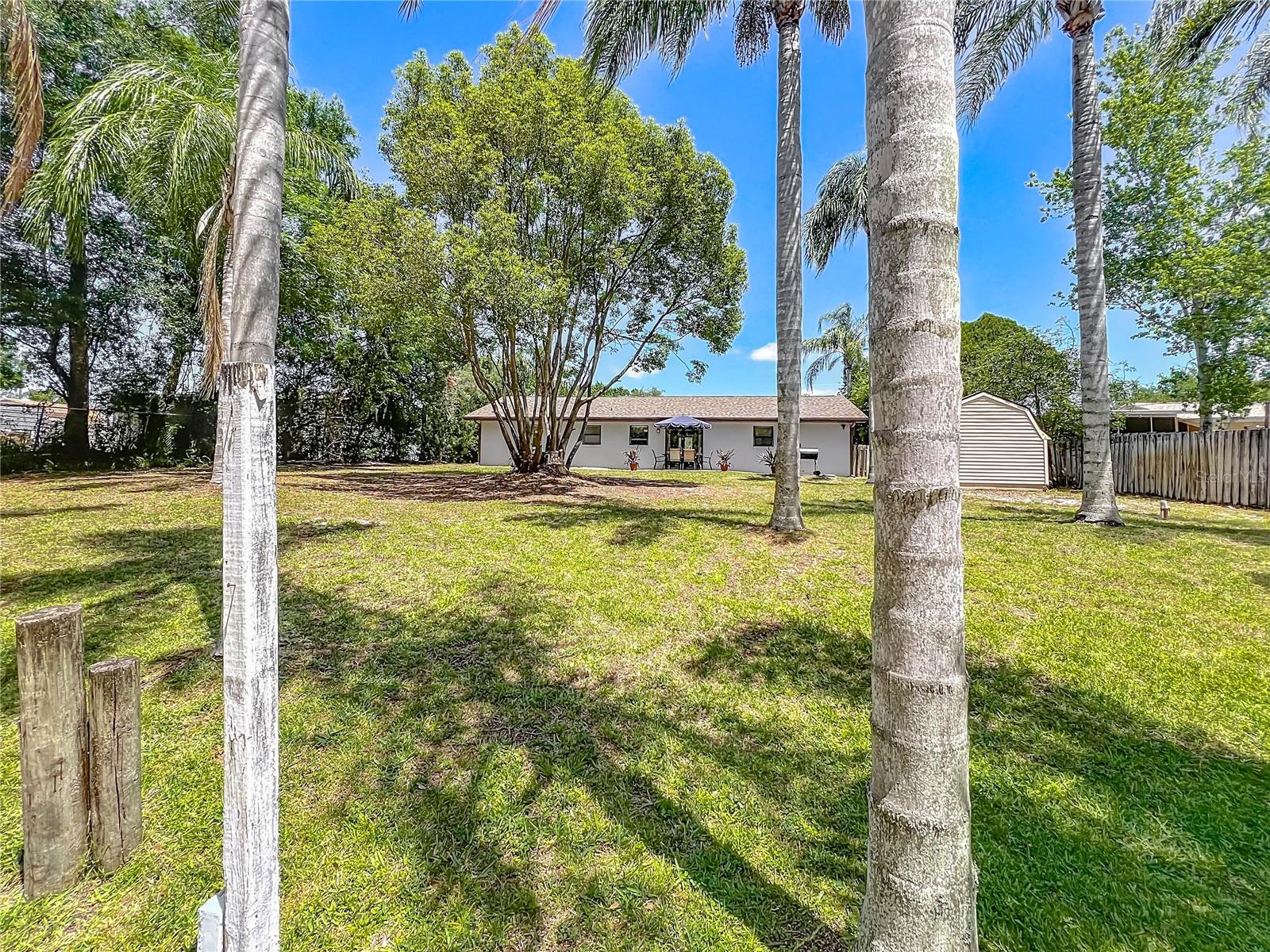 Image 46 of 70 For 11114 Lake Eustis Drive