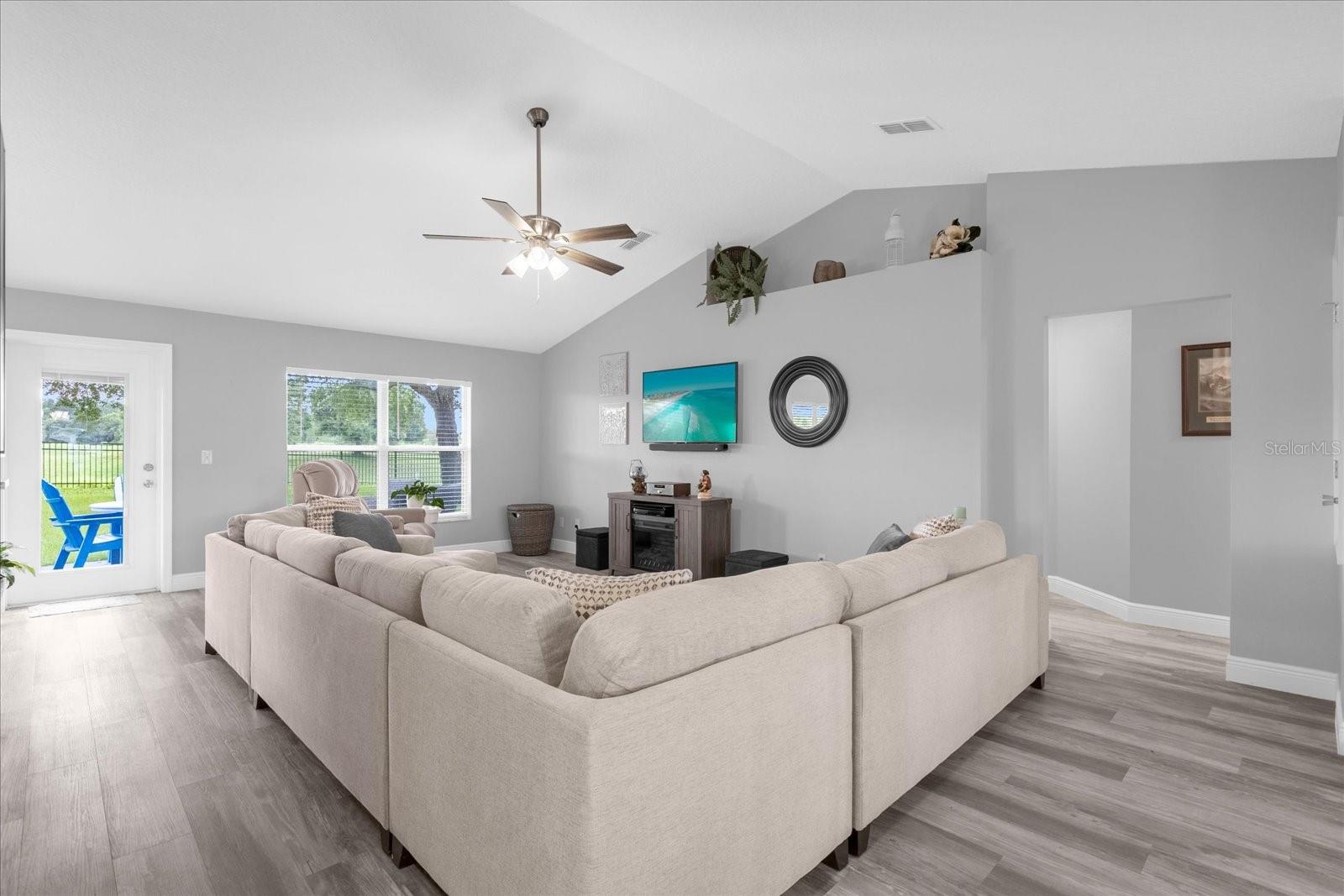 Image 11 of 50 For 36700 Oconee Avenue