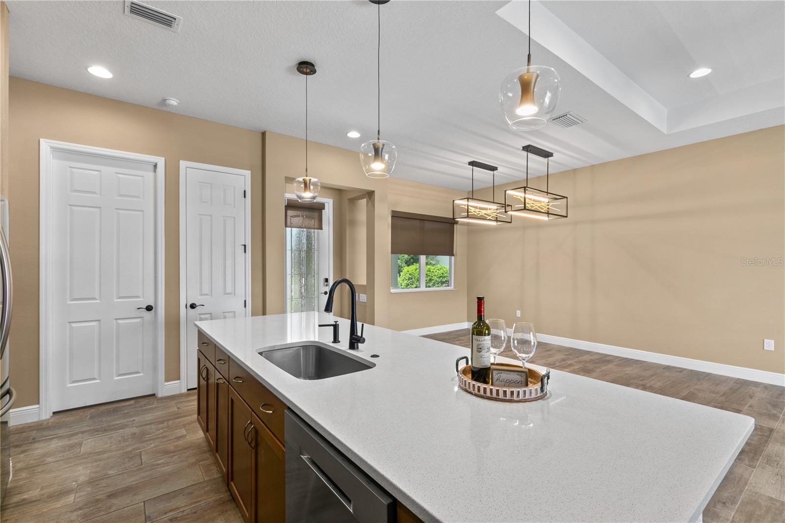 Image 11 of 50 For 8664 Bridgeport Bay Circle