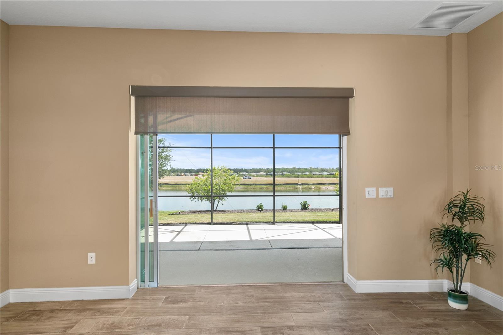 Image 16 of 50 For 8664 Bridgeport Bay Circle