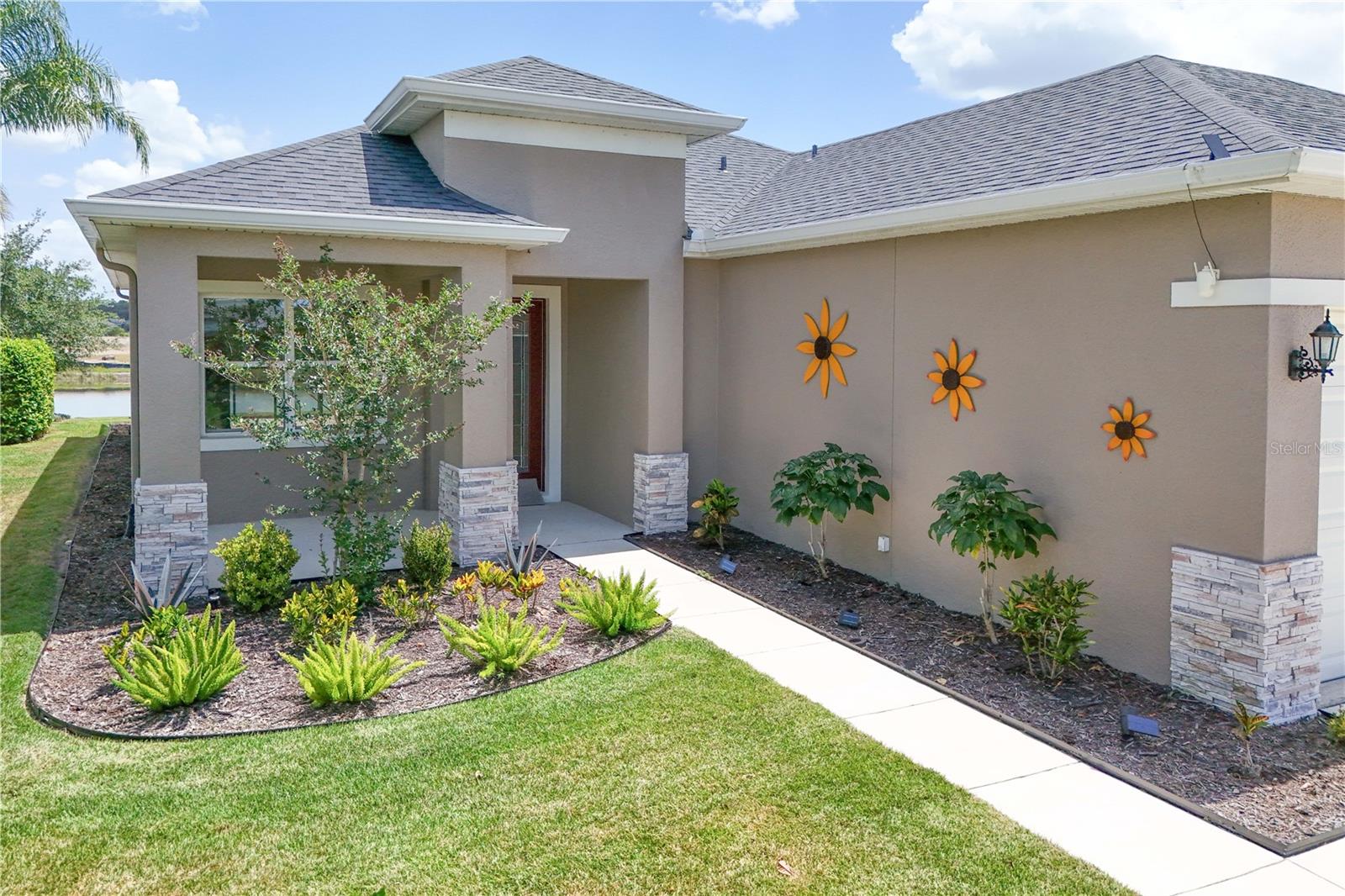 Image 4 of 50 For 8664 Bridgeport Bay Circle