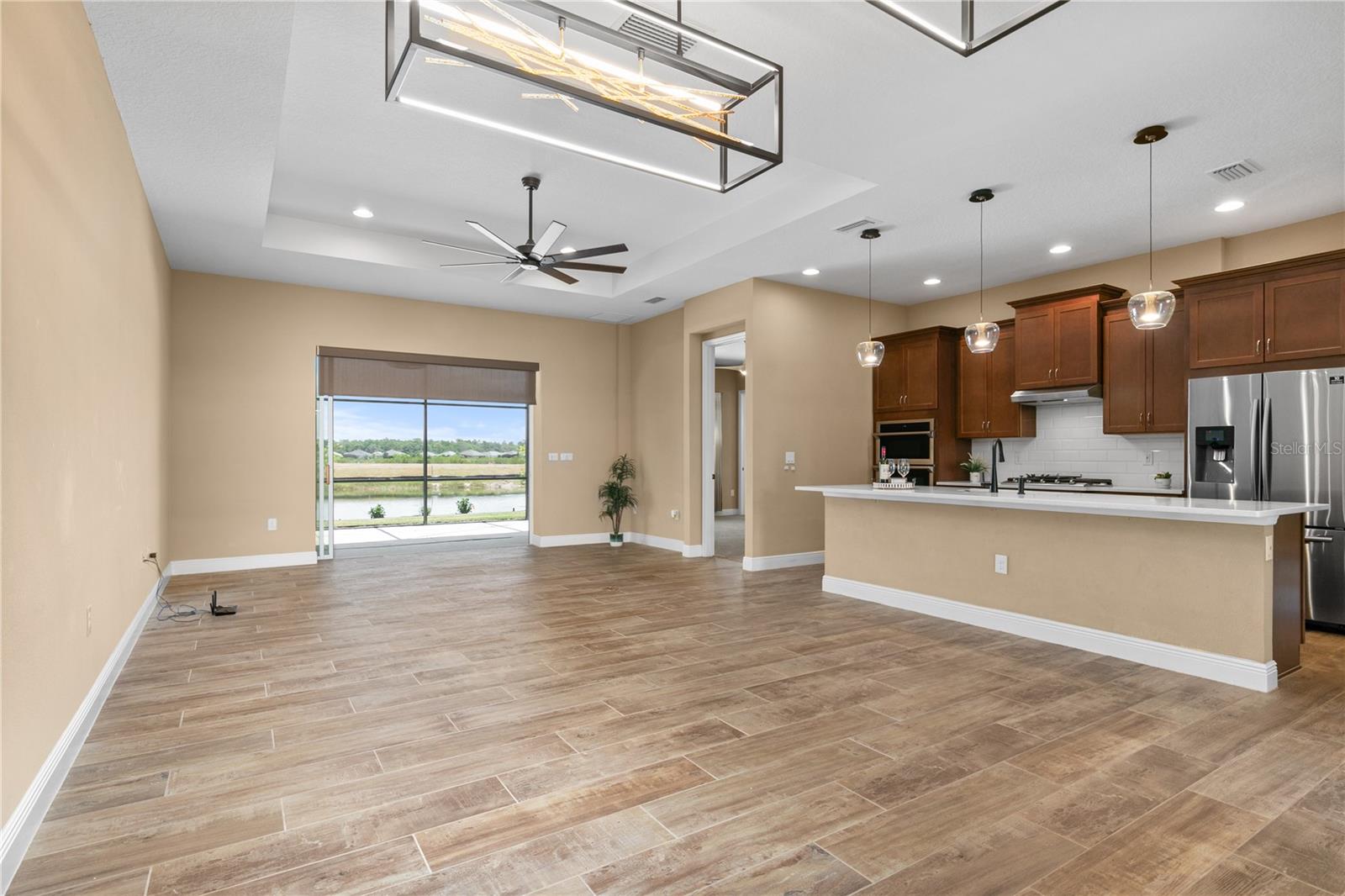 Image 6 of 50 For 8664 Bridgeport Bay Circle