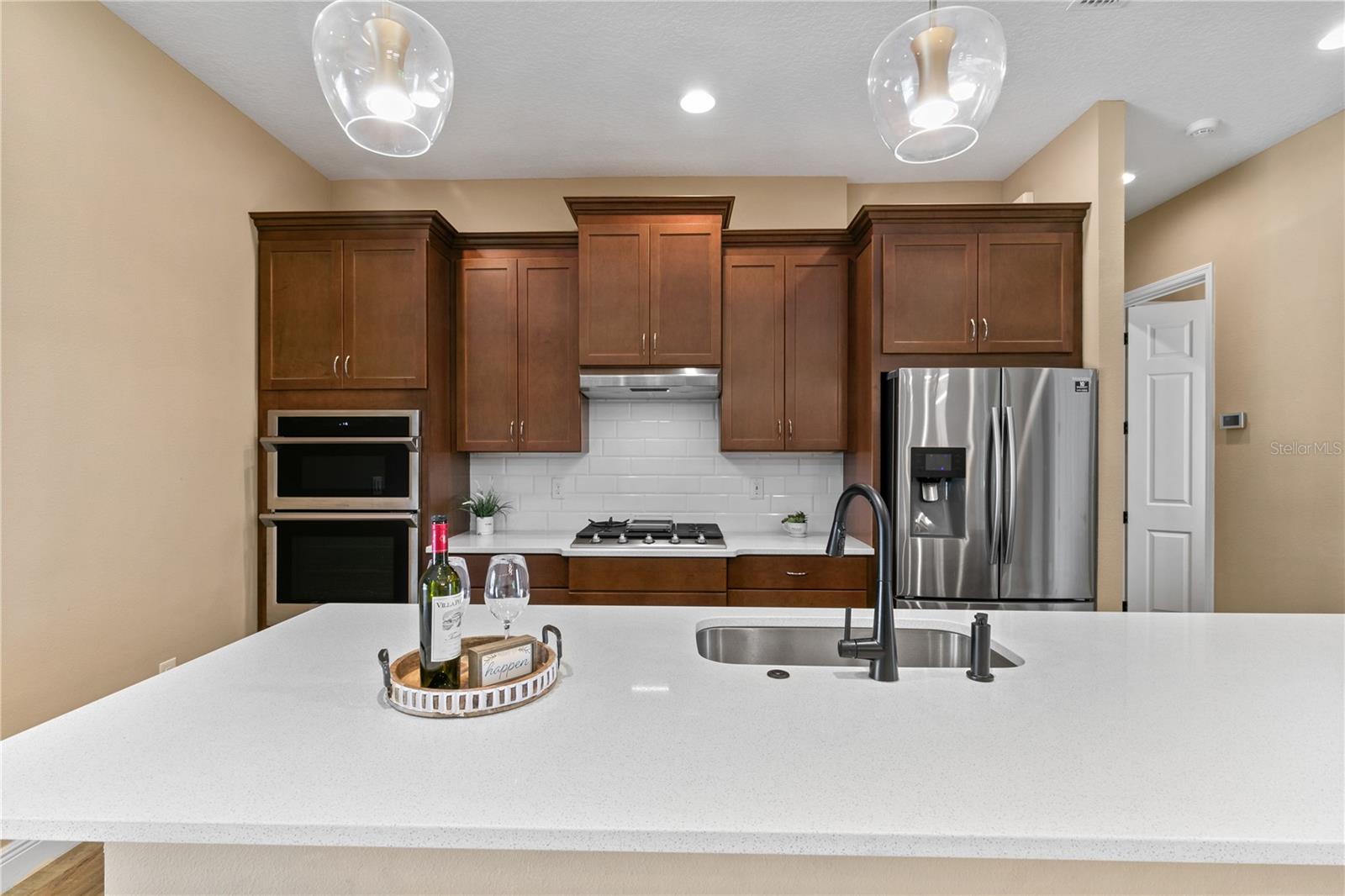 Image 9 of 50 For 8664 Bridgeport Bay Circle