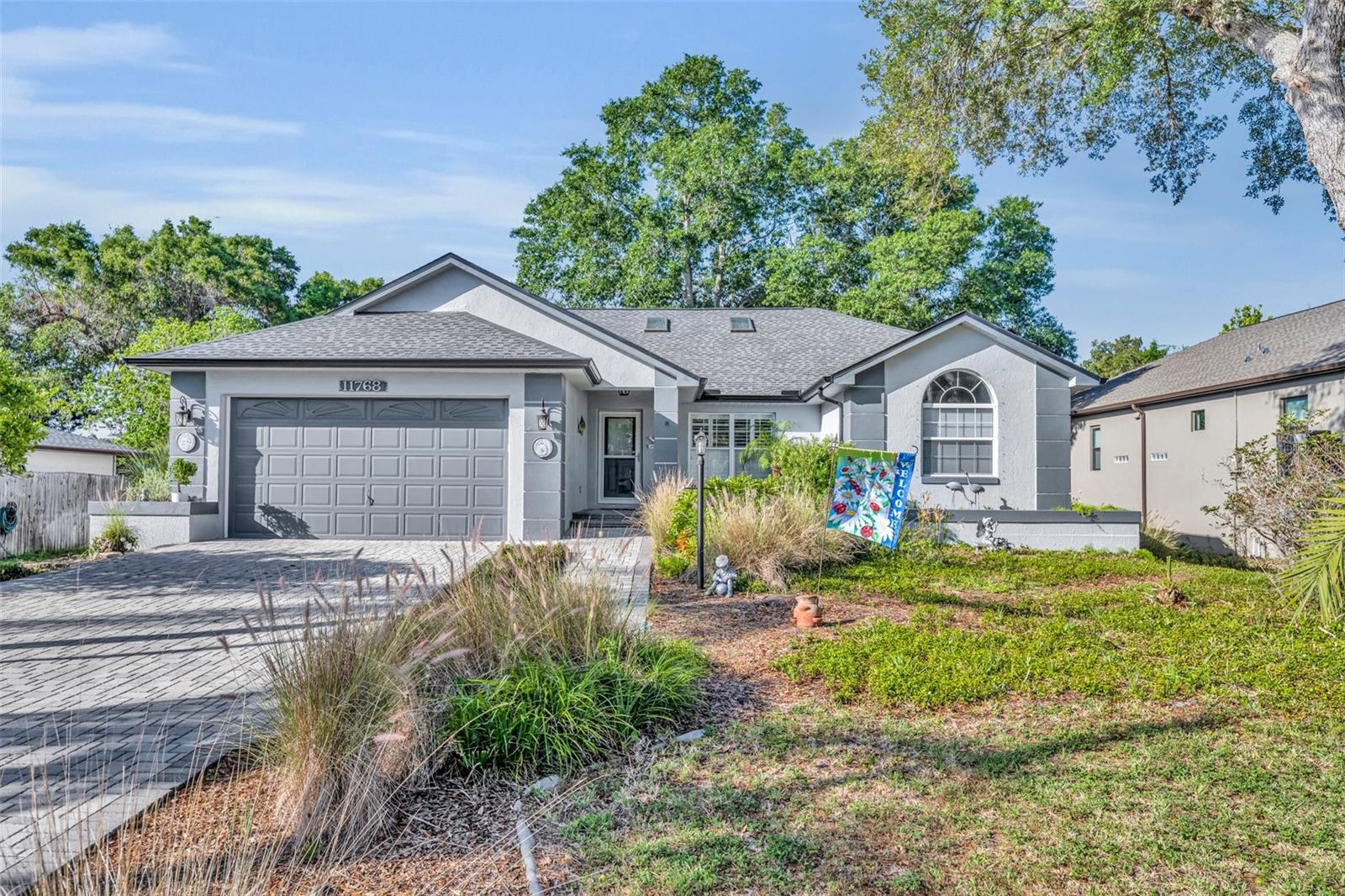 Listing photo id 0 for 11768 Riverhaven Drive