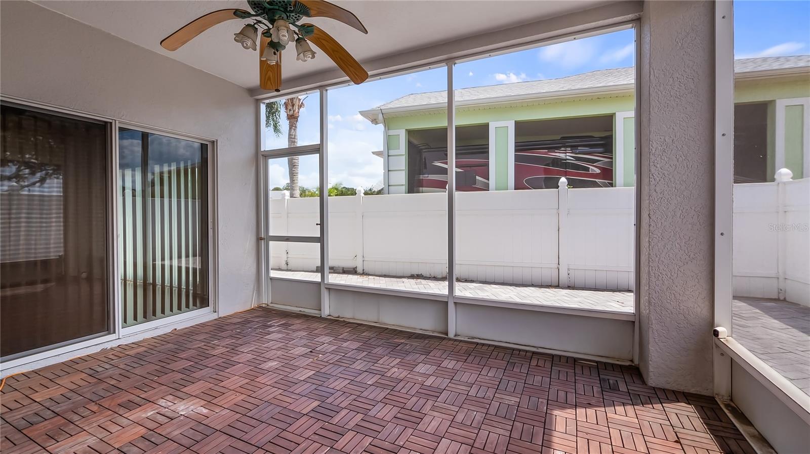 Image 12 of 53 For 16608 Citrus Parkway