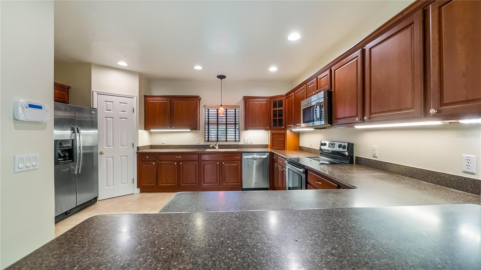 Image 16 of 53 For 16608 Citrus Parkway