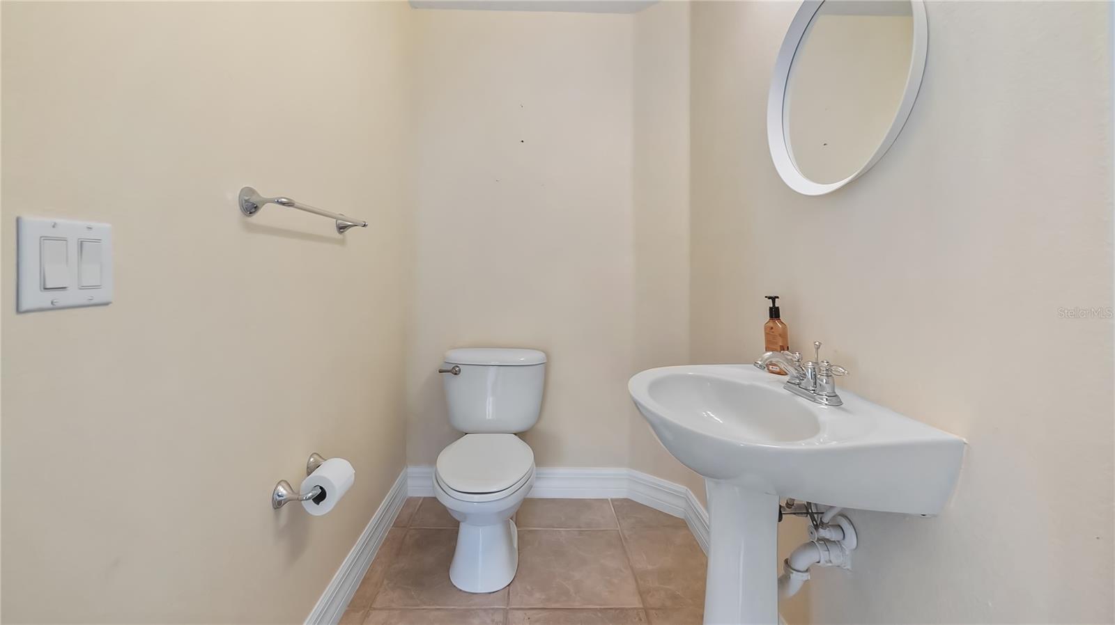 Image 37 of 53 For 16608 Citrus Parkway