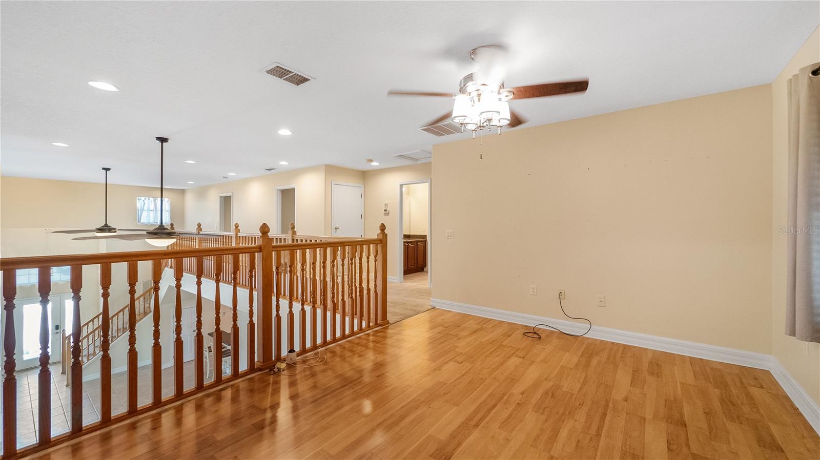 Image 4 of 53 For 16608 Citrus Parkway