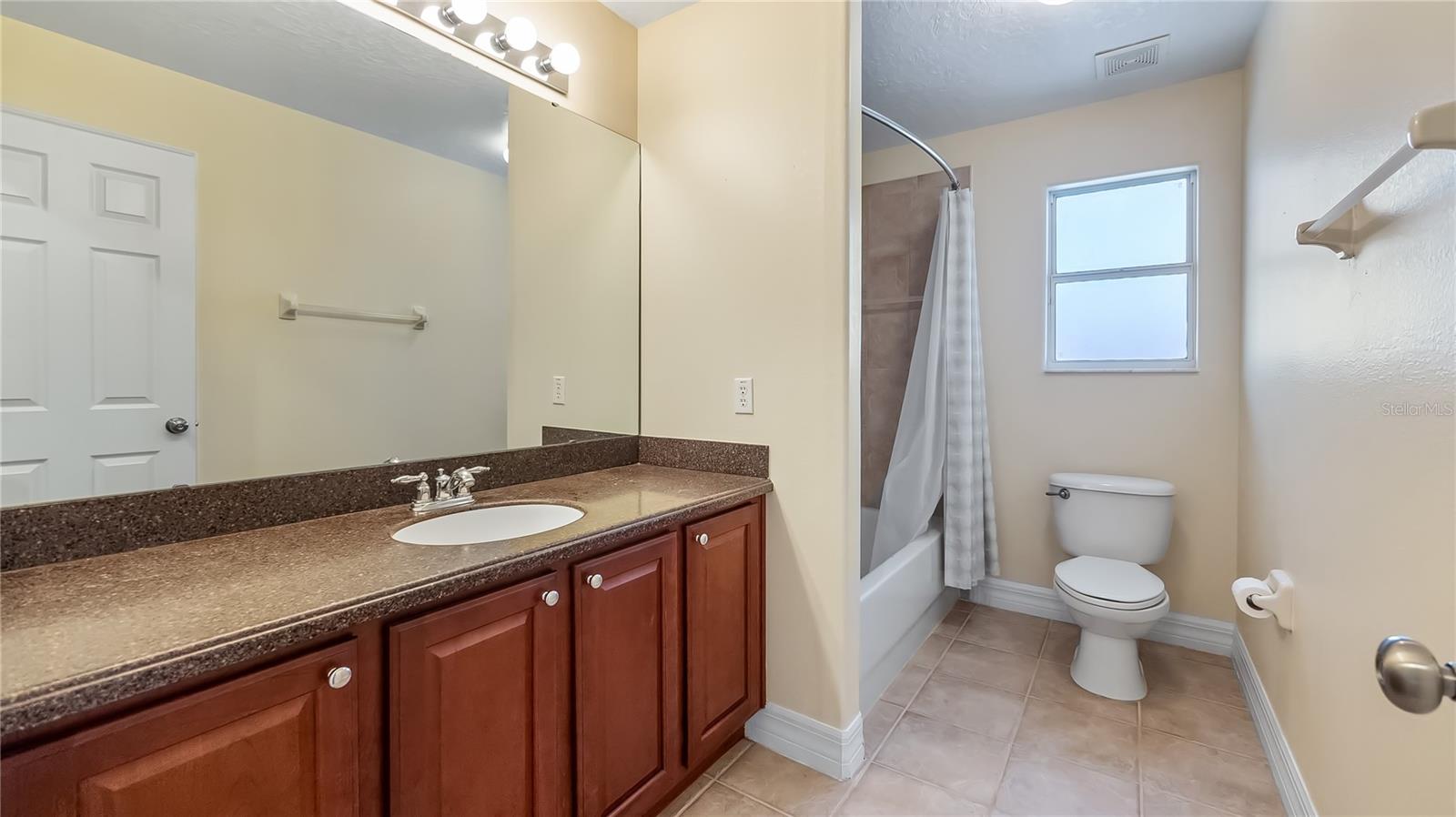 Image 40 of 53 For 16608 Citrus Parkway