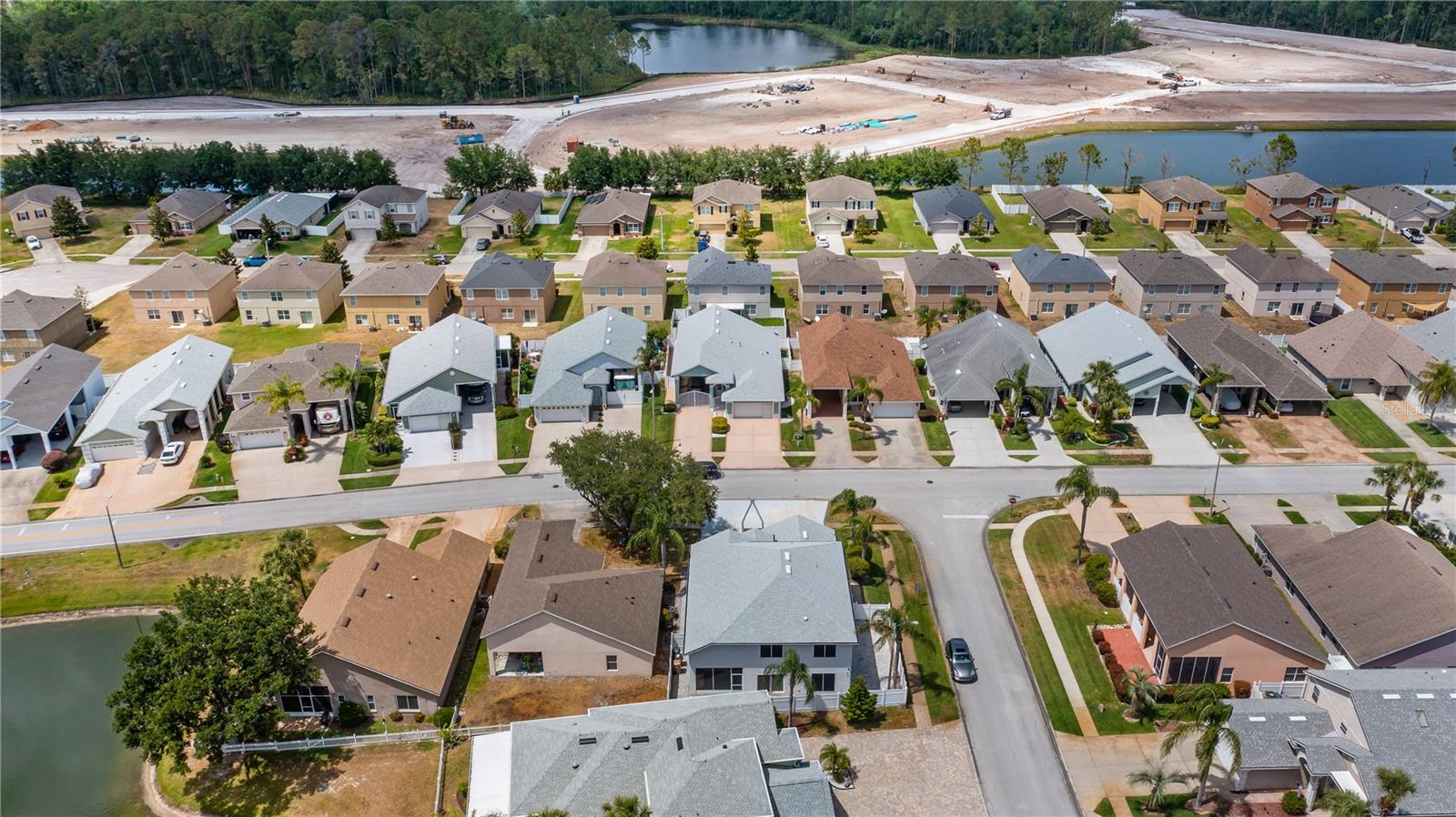 Image 43 of 53 For 16608 Citrus Parkway
