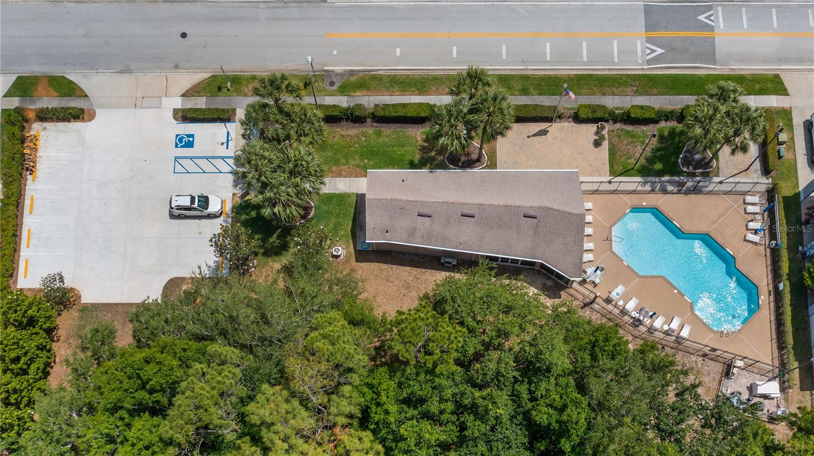 Image 47 of 53 For 16608 Citrus Parkway