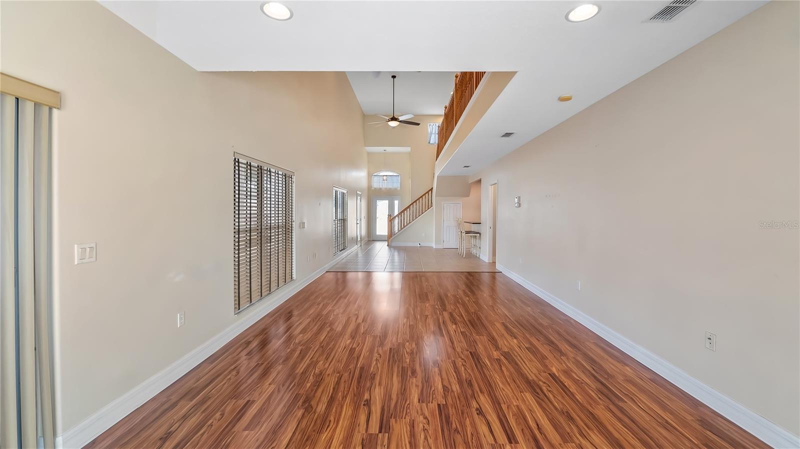Image 7 of 53 For 16608 Citrus Parkway