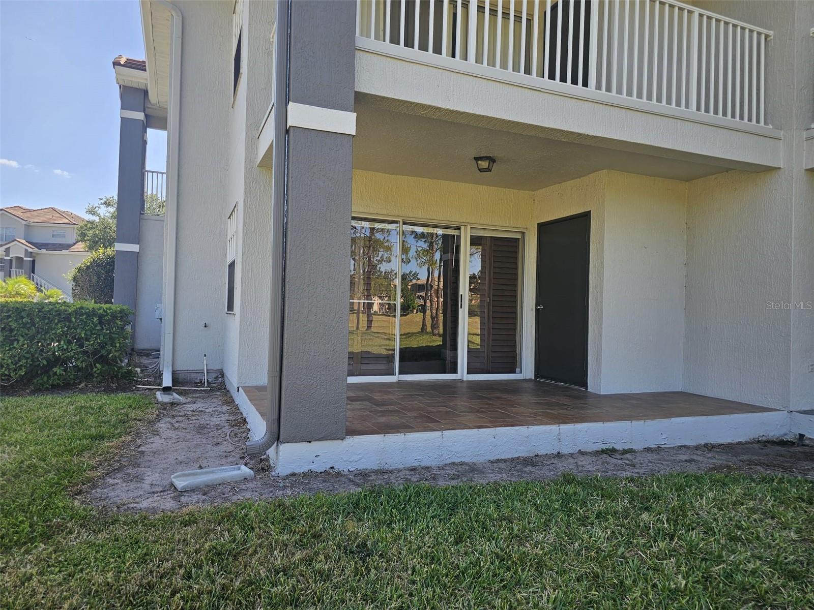 Image 16 of 23 For 14049 Fairway Island Drive 118