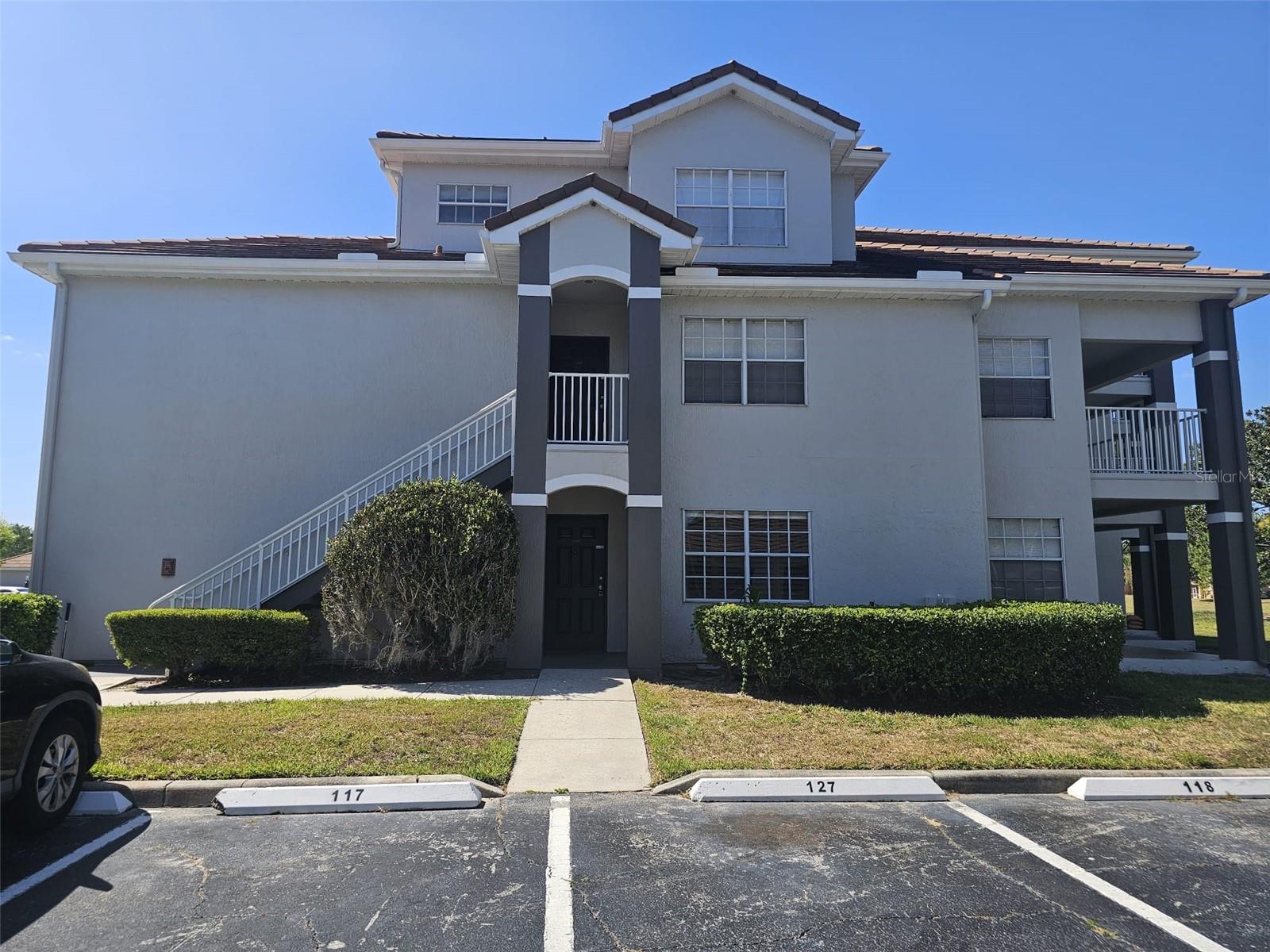 Image 2 of 23 For 14049 Fairway Island Drive 118