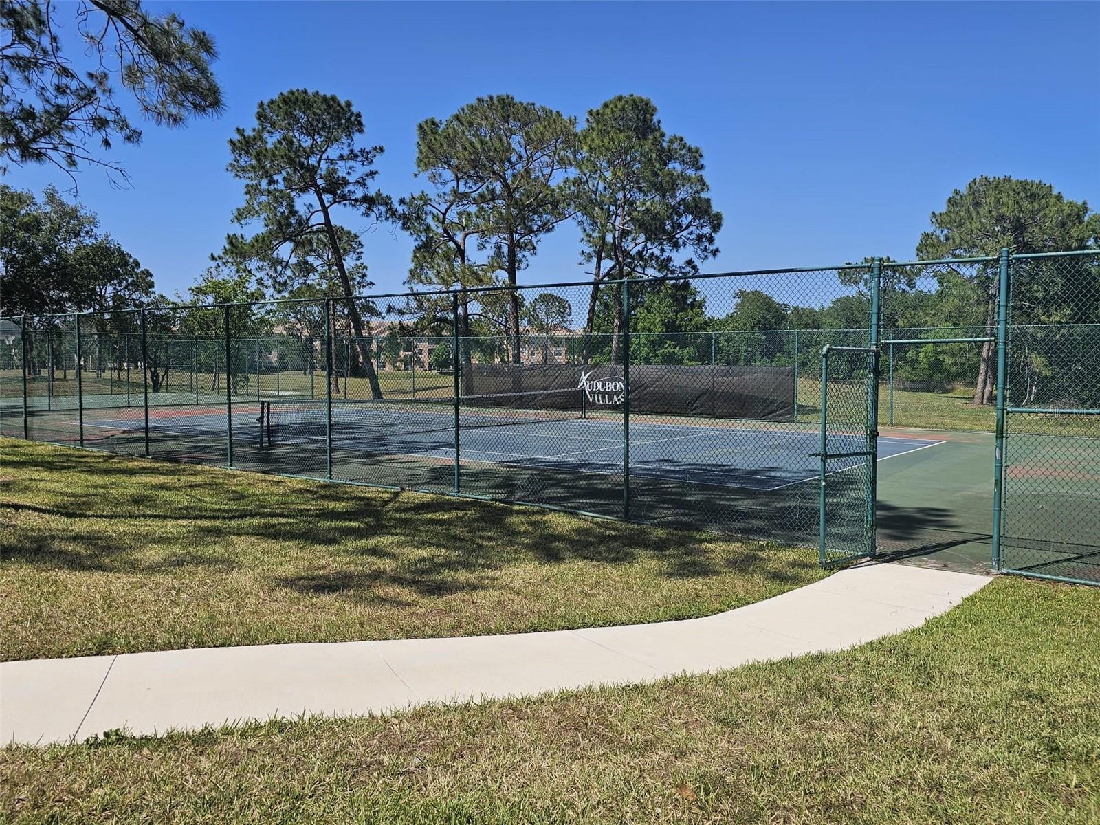 Image 20 of 23 For 14049 Fairway Island Drive 118