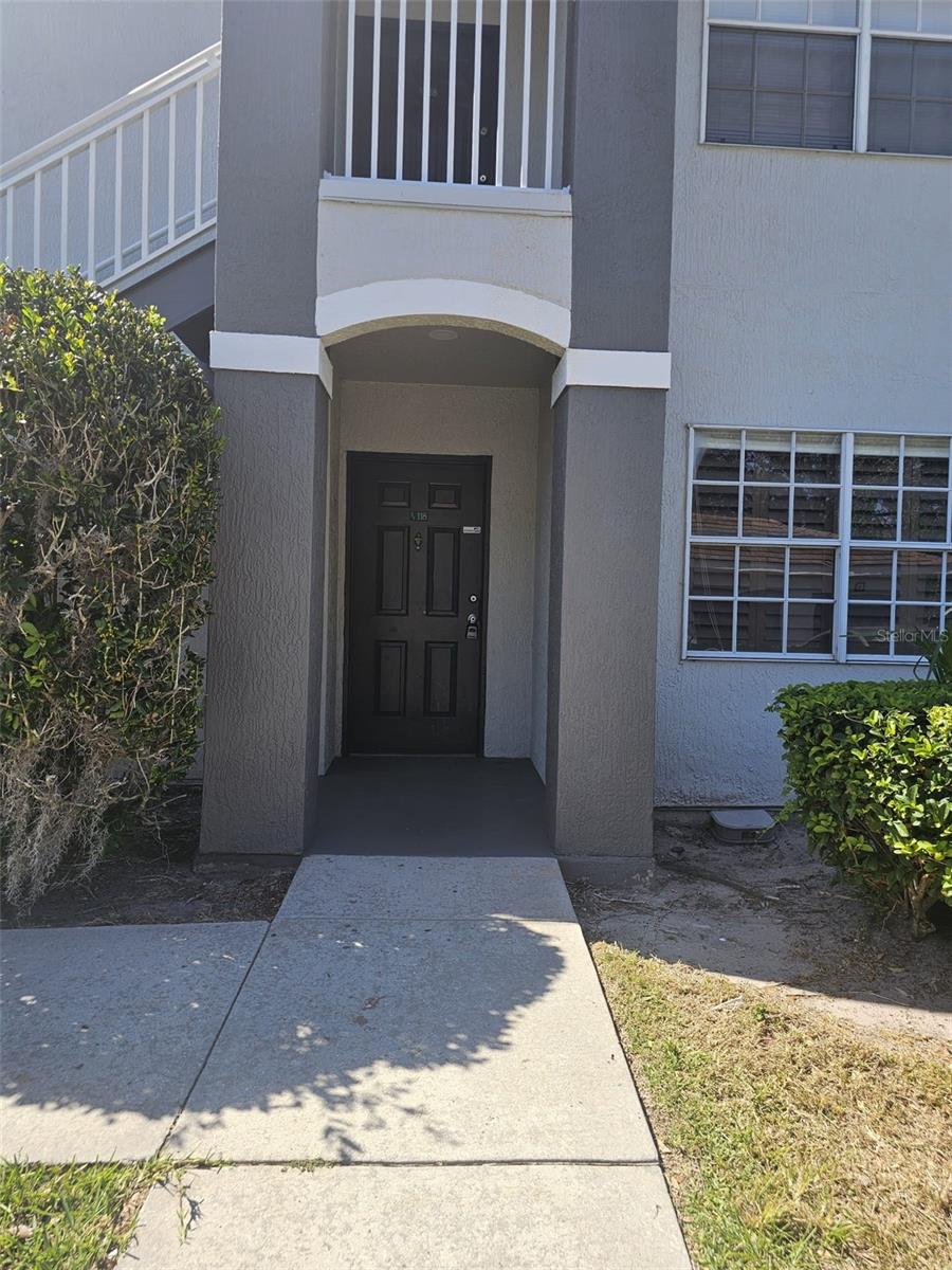 Image 3 of 23 For 14049 Fairway Island Drive 118